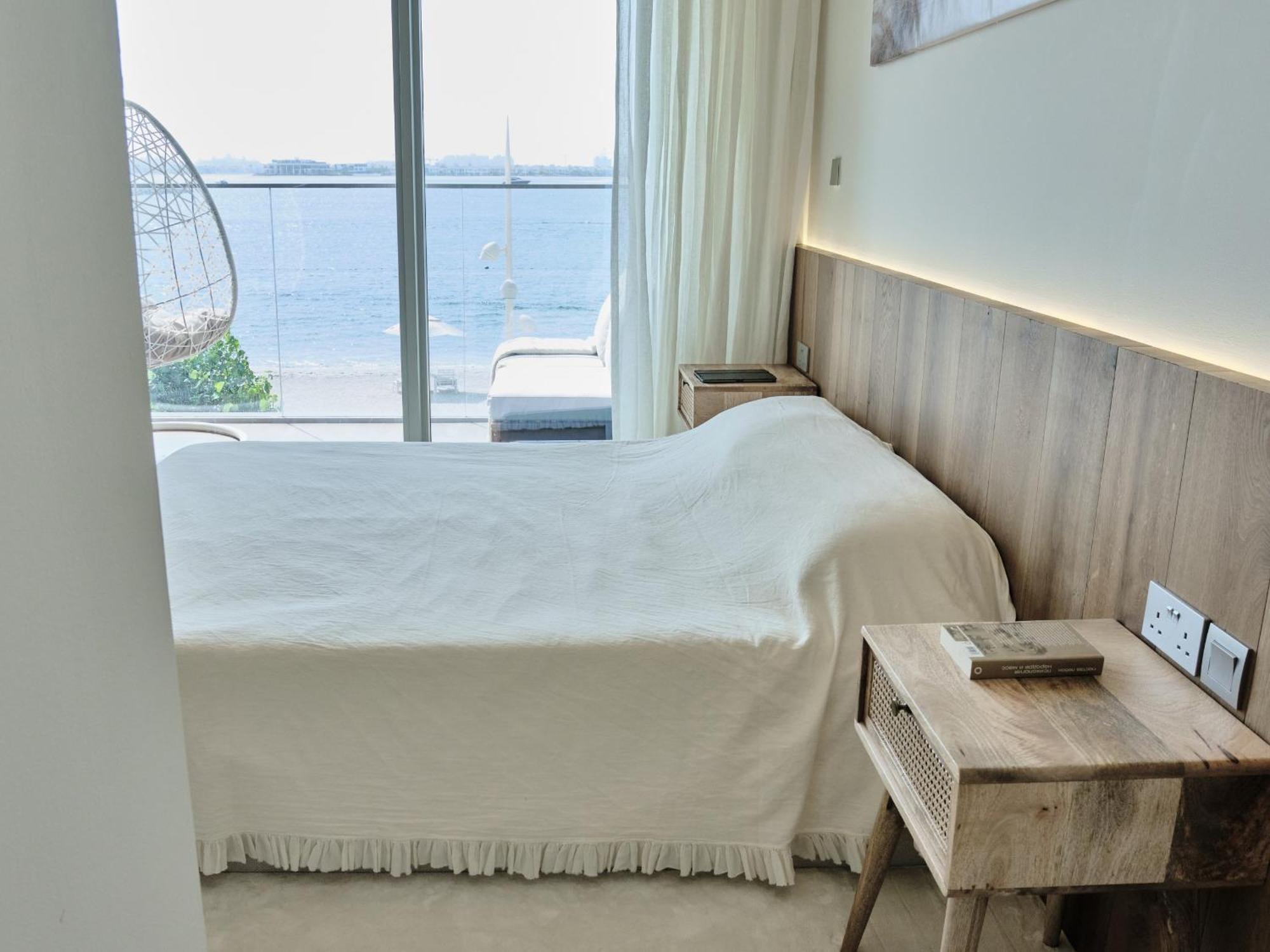Villa Beachfront Townhouse Sea Breeze Dubaï