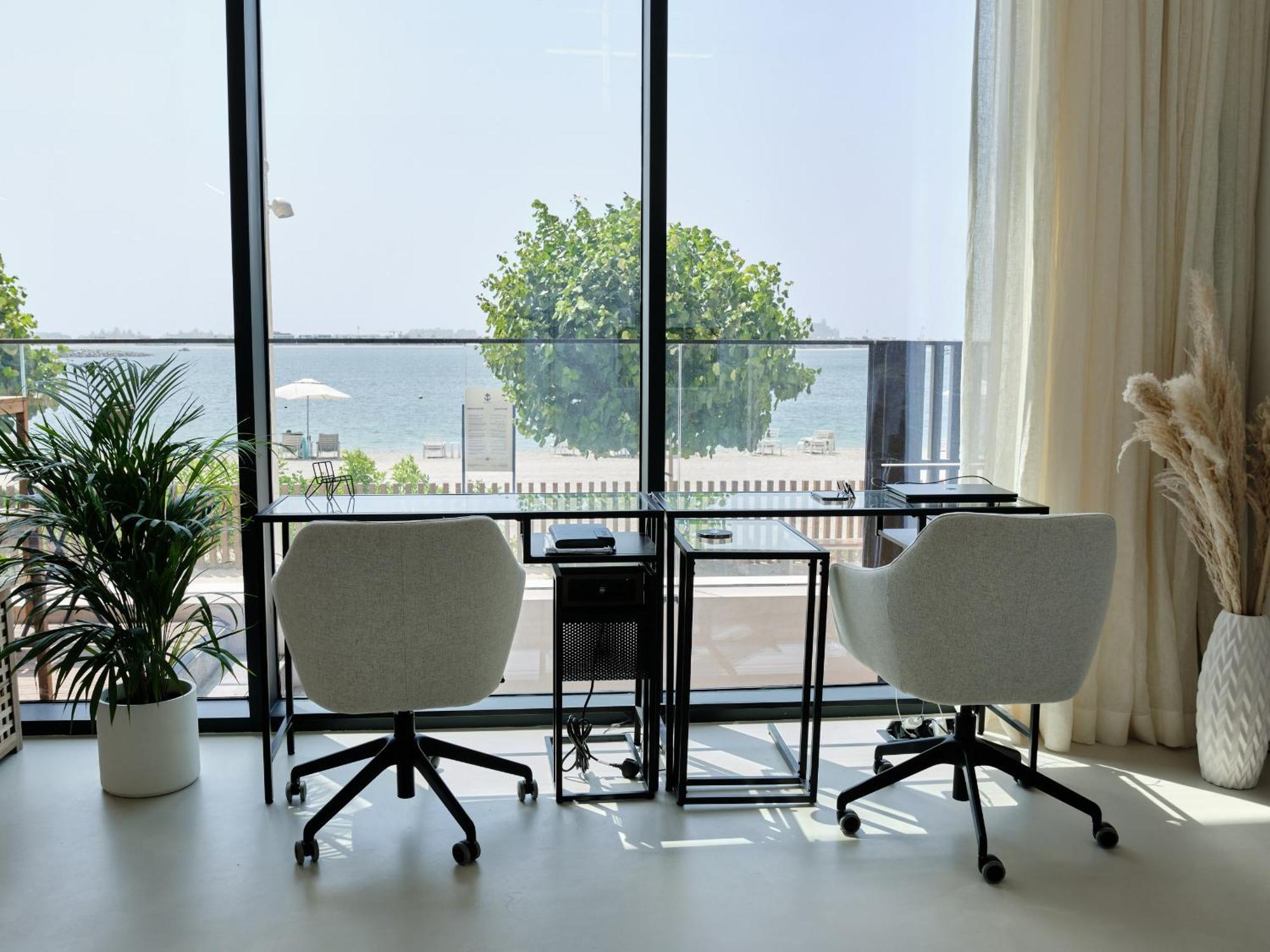 Beachfront Townhouse Sea Breeze