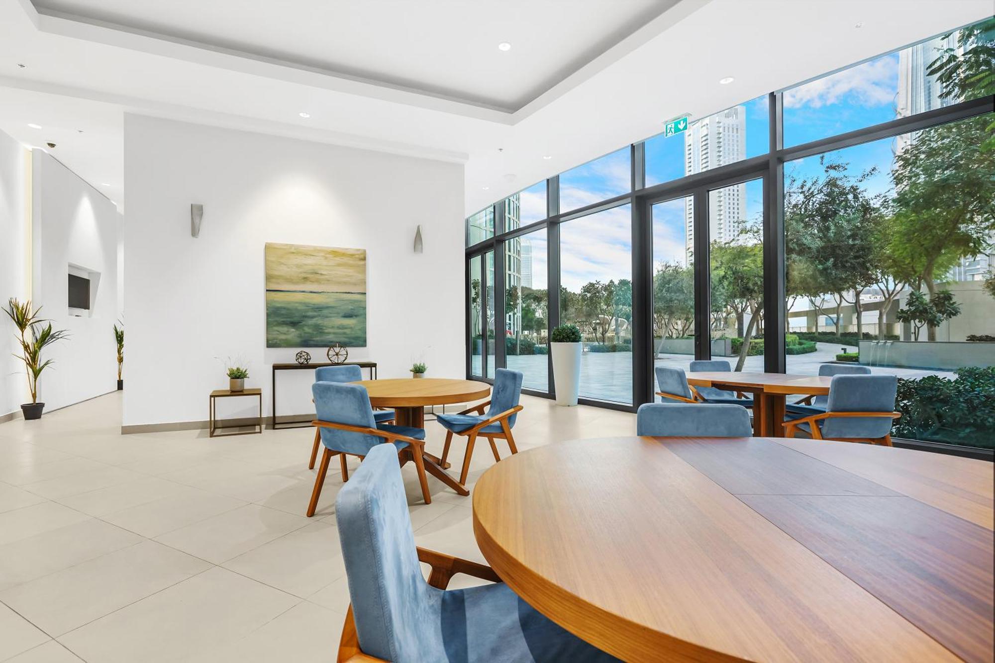 Apartment First Class 2br With Full Skyline & Sea View Dubai