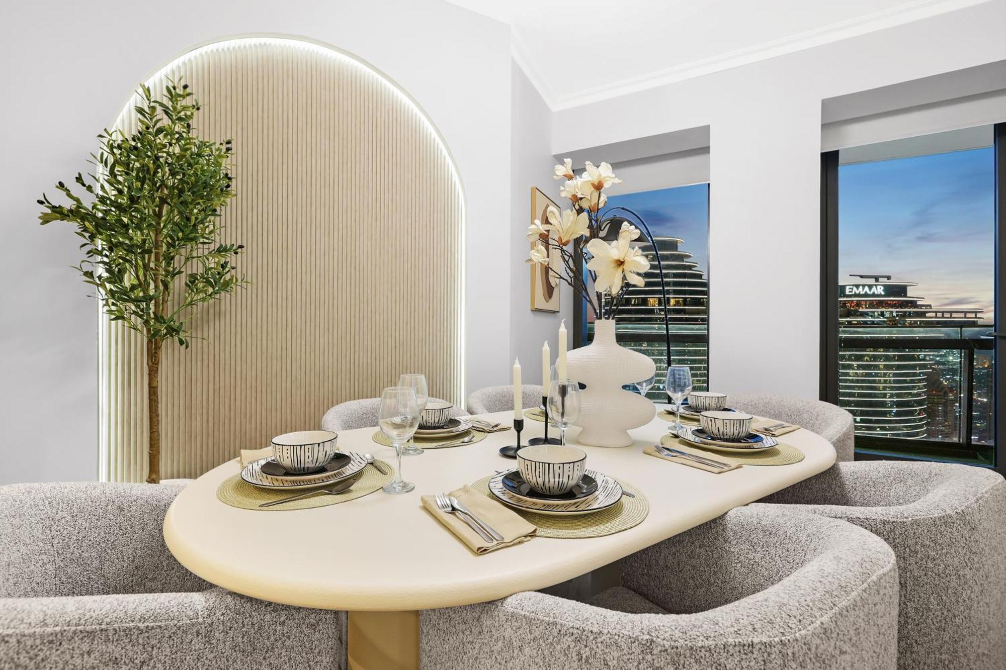 First Class 2br With Full Skyline & Sea View Apartment *
