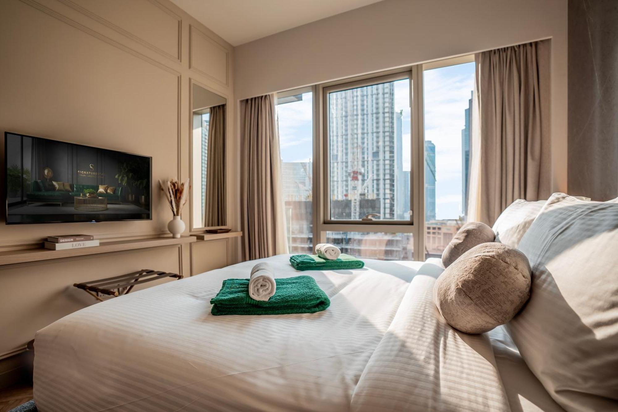 Luxury 1-bedroom In Downtown I Walk To Mall And Fountains Appartement Dubaï