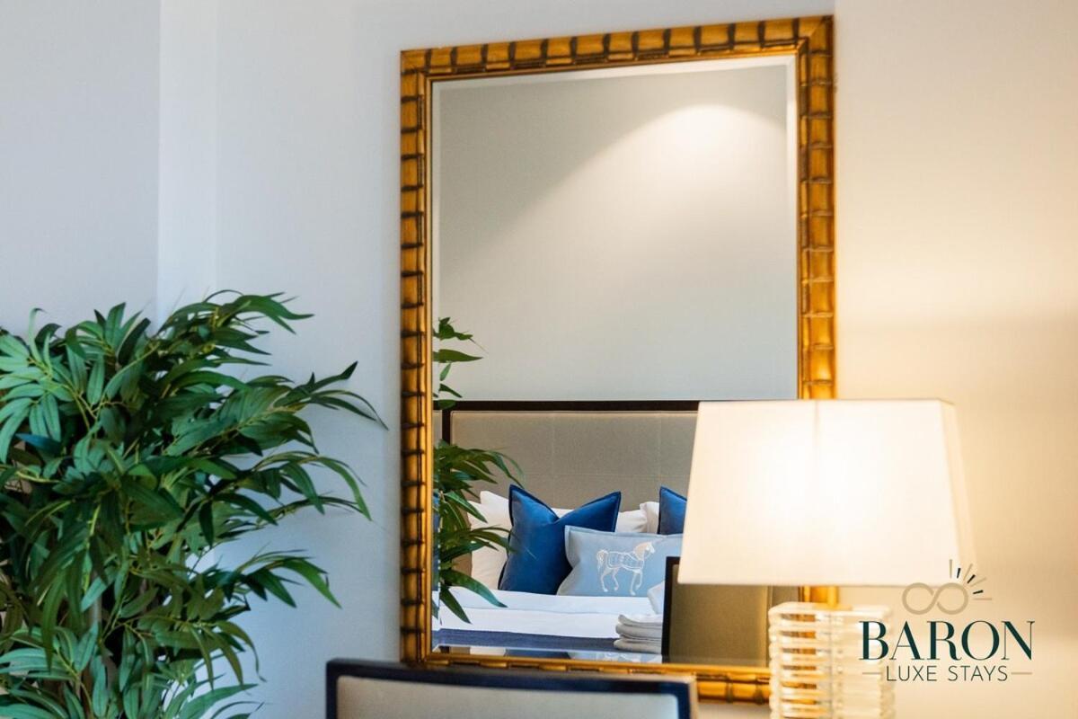 Superb Studio, Emaar Residences Marina Apartamento
