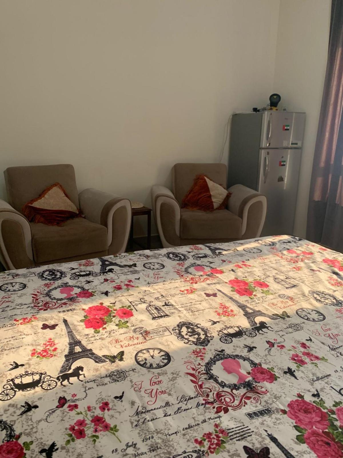 Shj Dxb Sunny Border Guest house