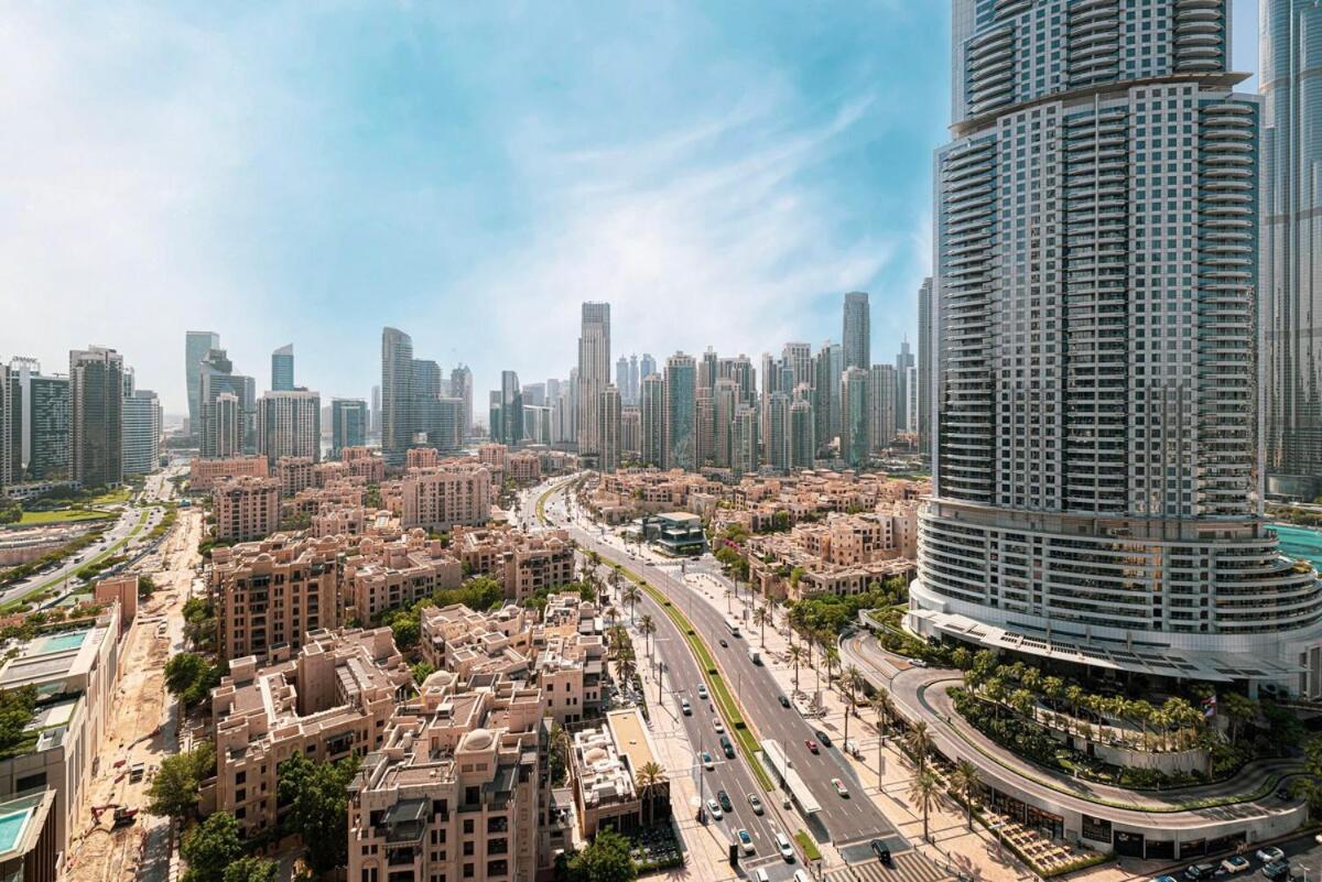 Modern Stylish 2 Bedroom With Burj Khalifa View *