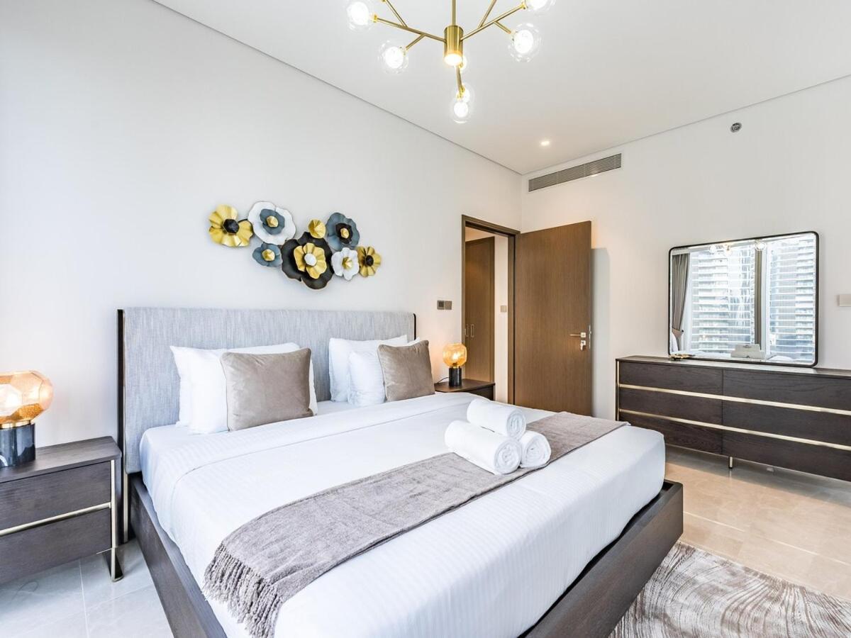 2 Bedroom - Grande Signature - Burj Khalifa View Lägenhet *