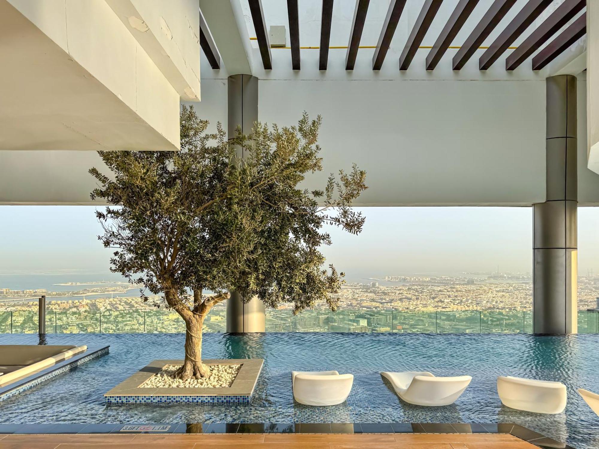 Stunning 2br With Burj View & Infinity Pool Apartament