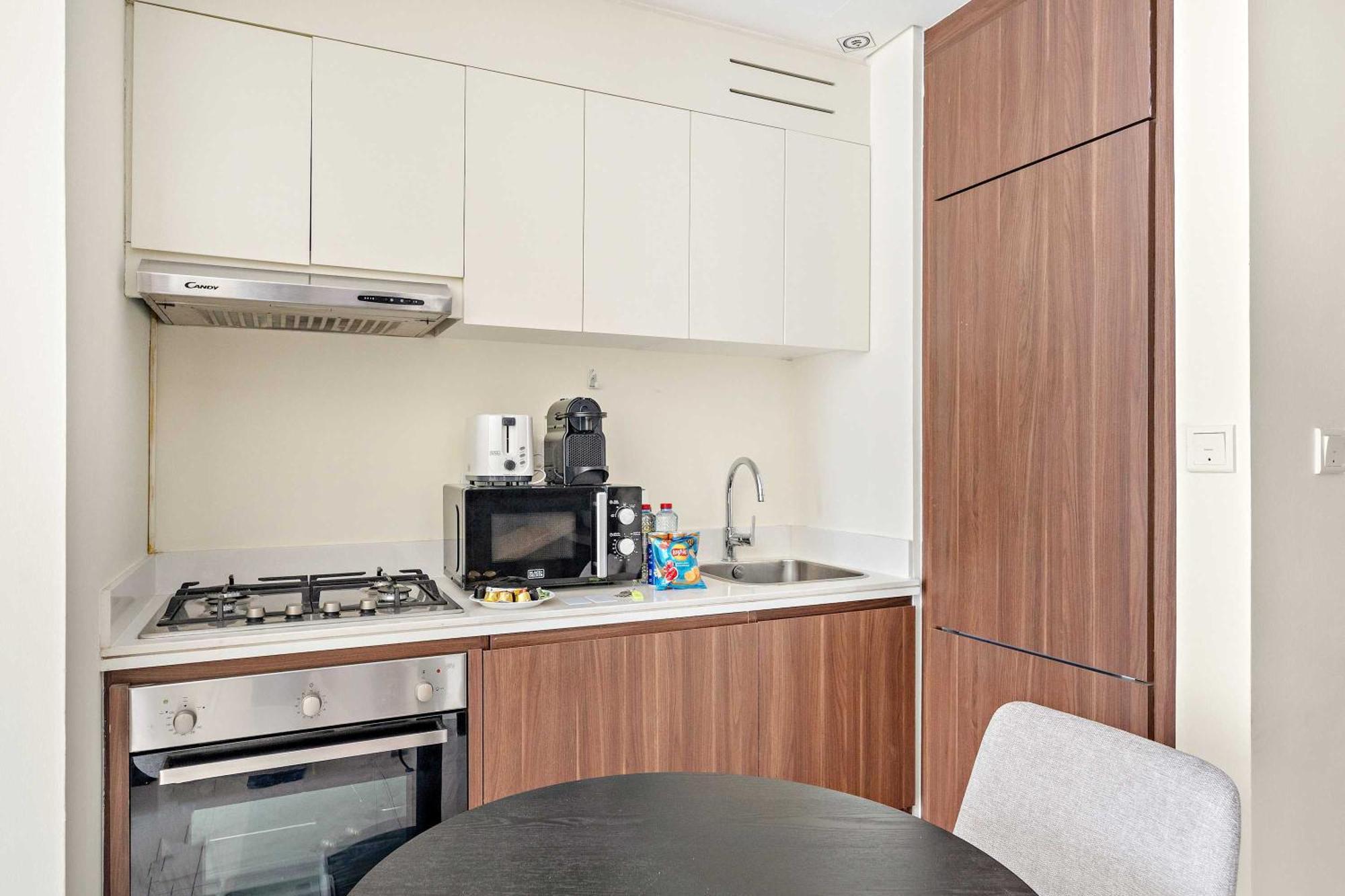 Silkhaus Stylish 1bdr In Vera Tower Nearby Canal Apartamento Dubai