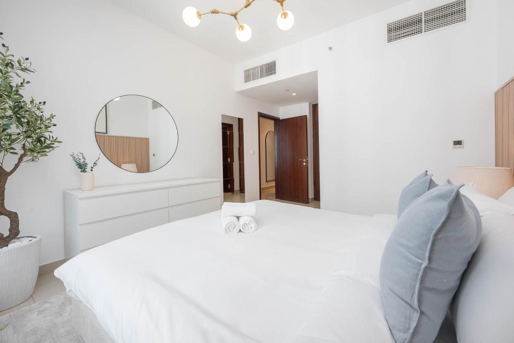 Modernized 2 Bedroom In Downtown And Sleeps 6 Lägenhet