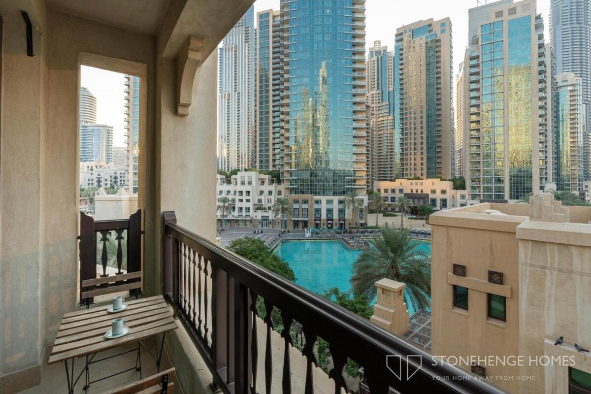 Lux 1 Bedroom Apartment Steps Away From Burj Khalifa & Dubai Mall Dubai