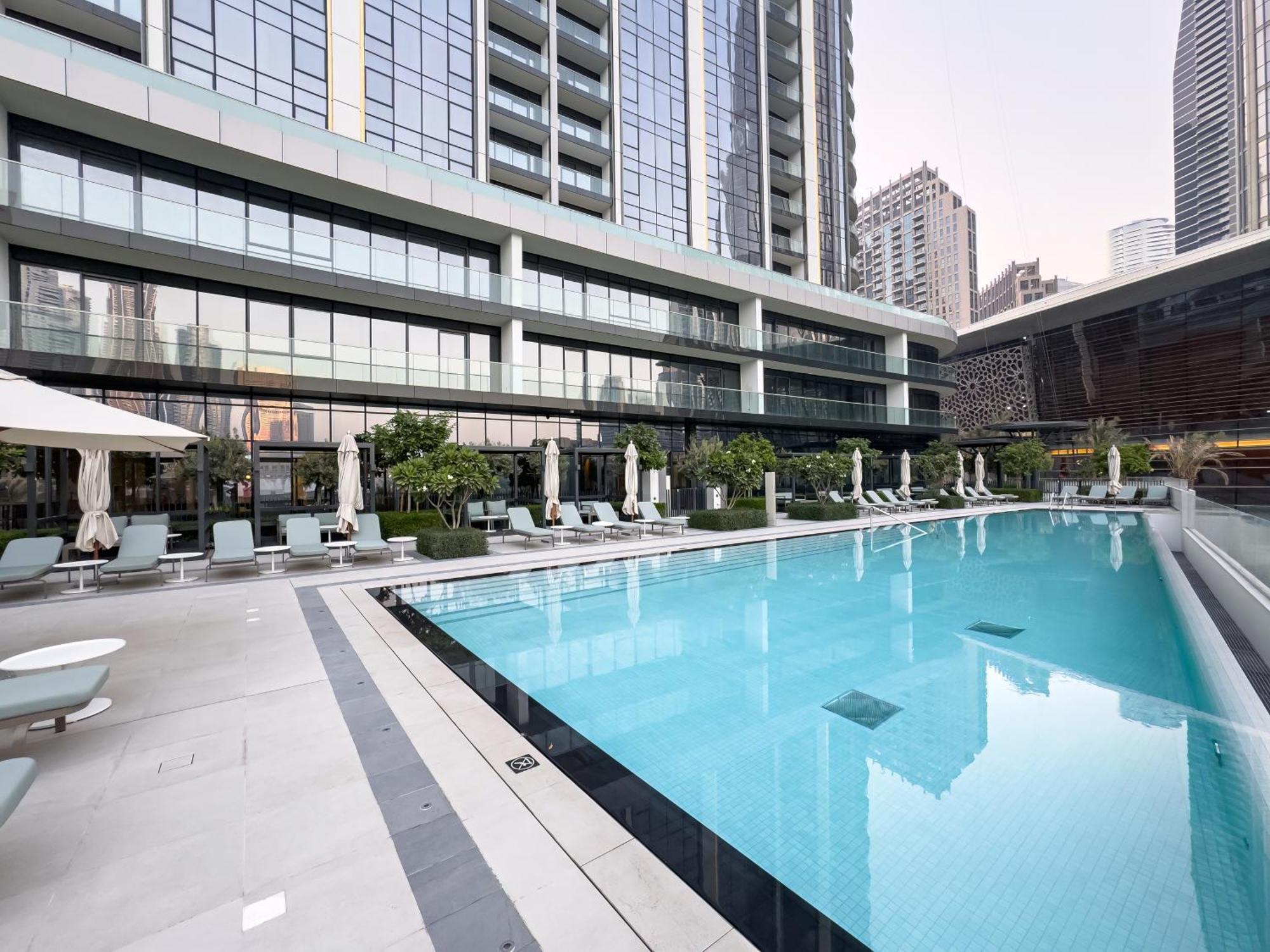 Signature Series 1 Bedroom I Free Parking, Gym, Pool I Playstation 5 I By Skyline Serenity * Dubaï