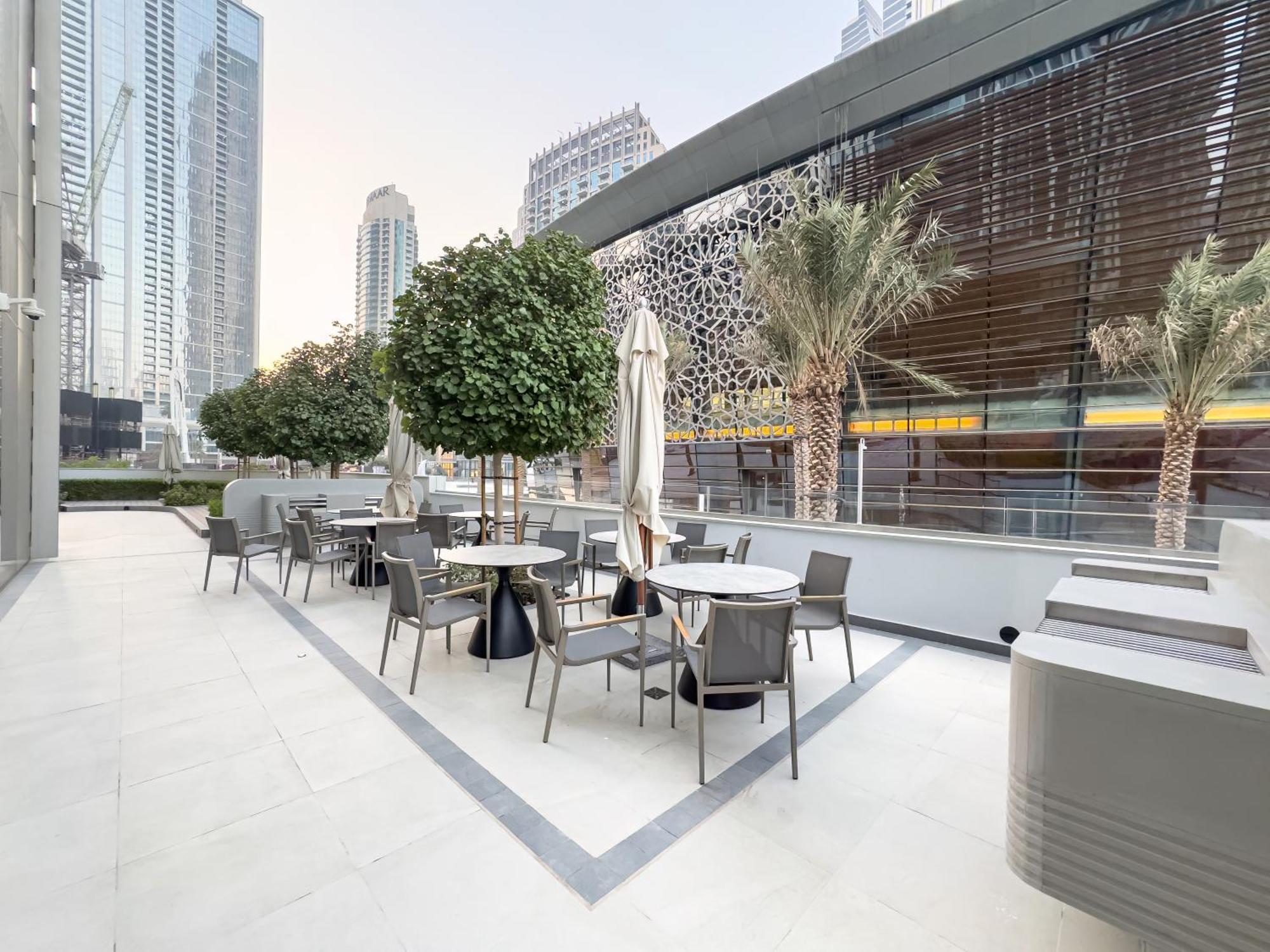 Appartement Signature Series 1 Bedroom I Free Parking, Gym, Pool I Playstation 5 I By Skyline Serenity *