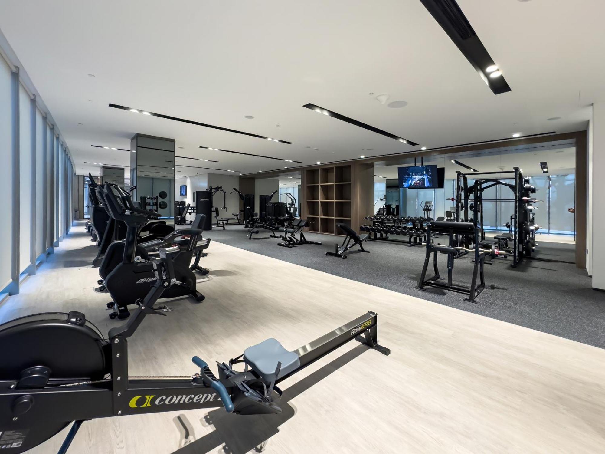 Appartement Signature Series 1 Bedroom I Free Parking, Gym, Pool I Playstation 5 I By Skyline Serenity *