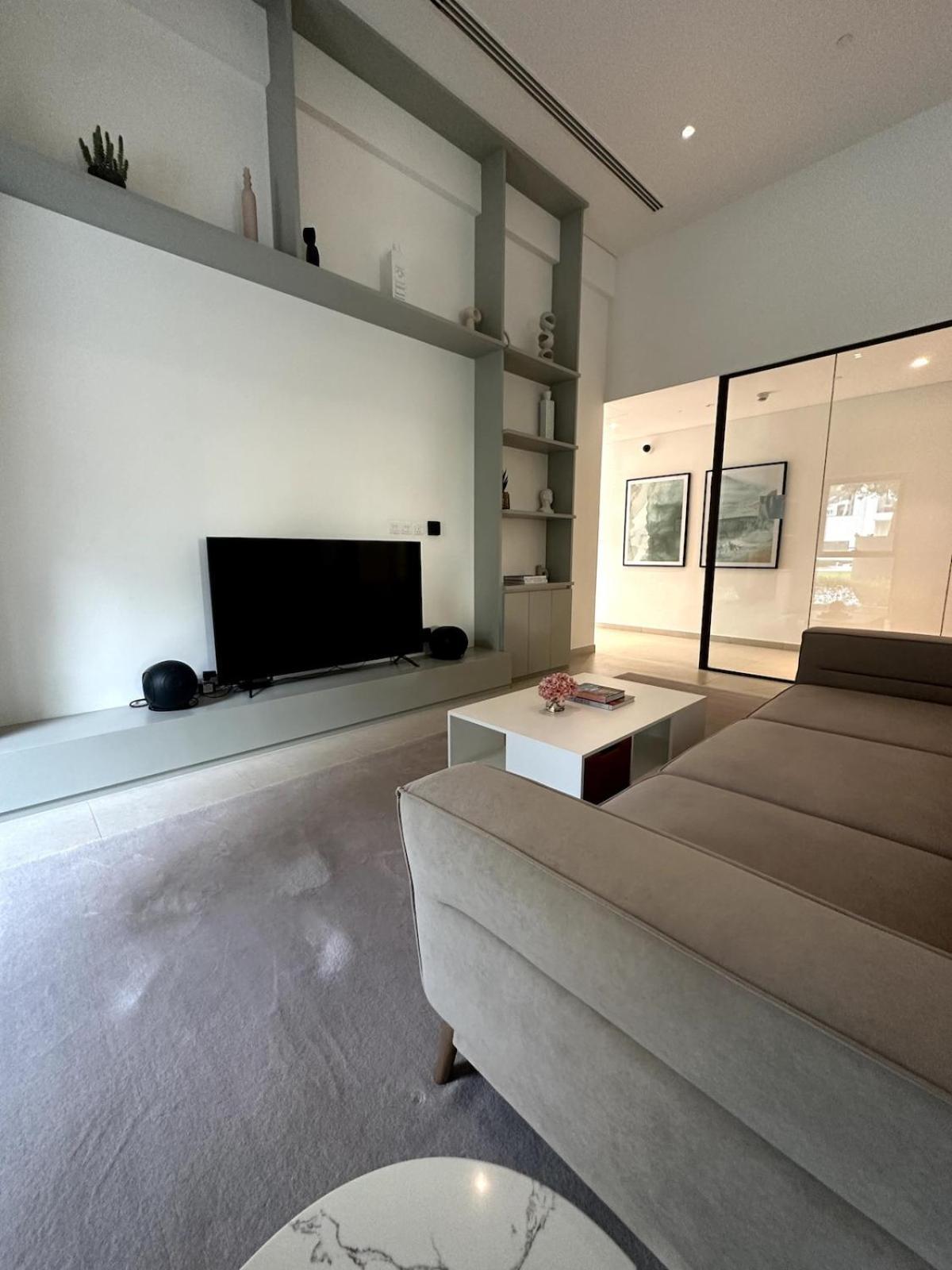 Amakin Bayshore Creek Apartamento
