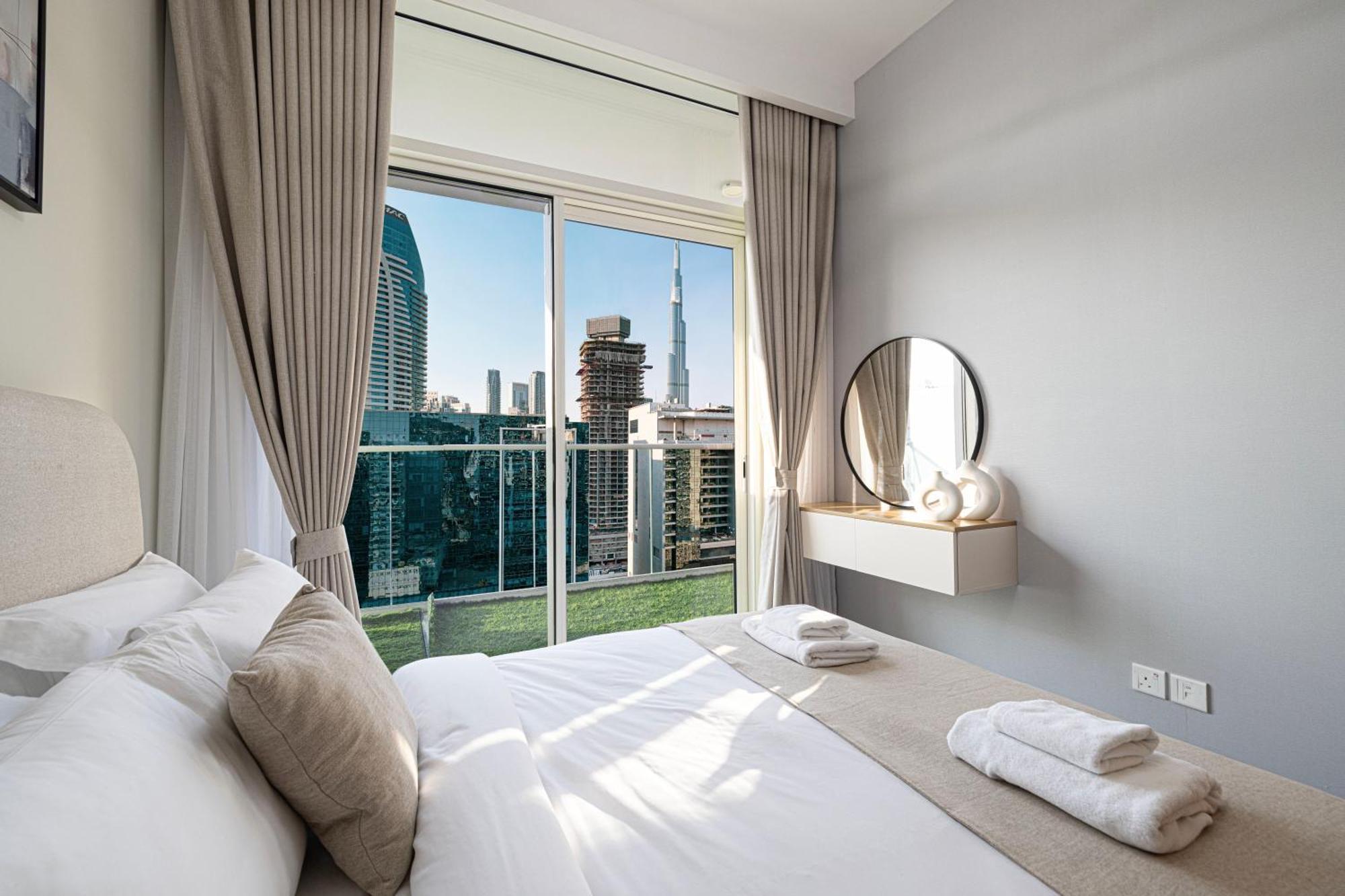 Exclusive 1-bedroom With Breathtaking Burj Khalifa Views In The Heart Of Dubaï