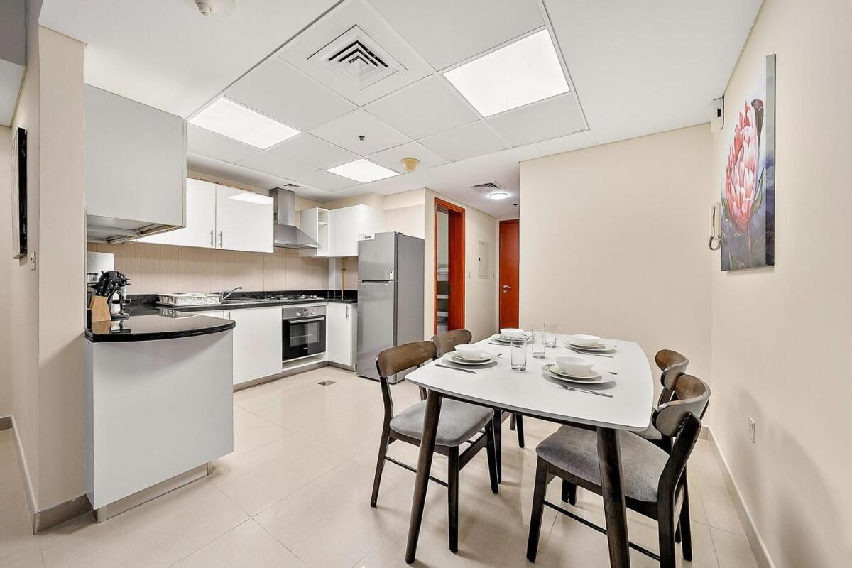 Appartement First Class 2br Heartwarming Retreat