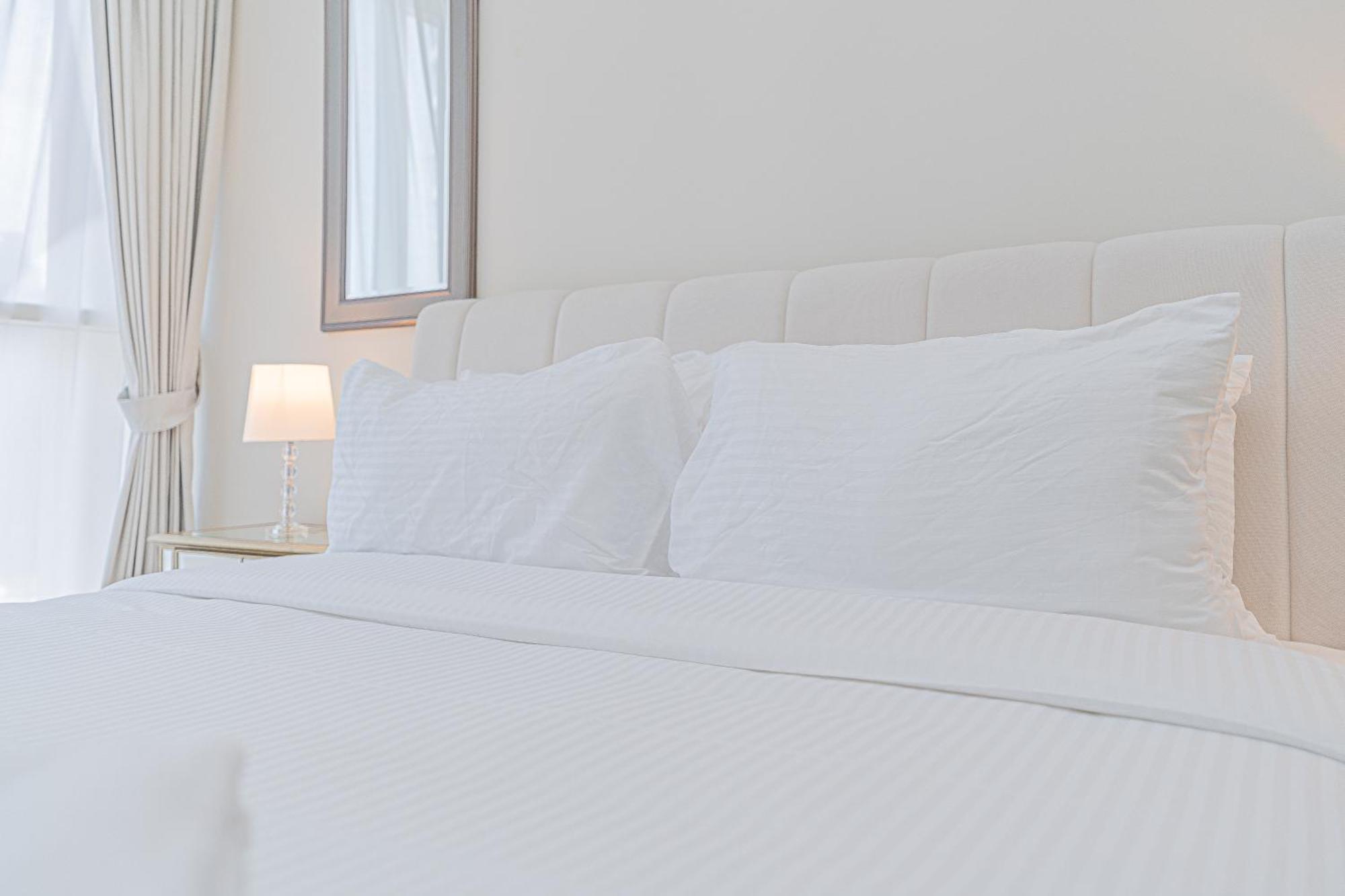 Escape 24 - Luxury Dunya Tower Downtown Near Mall Appartement Dubaï