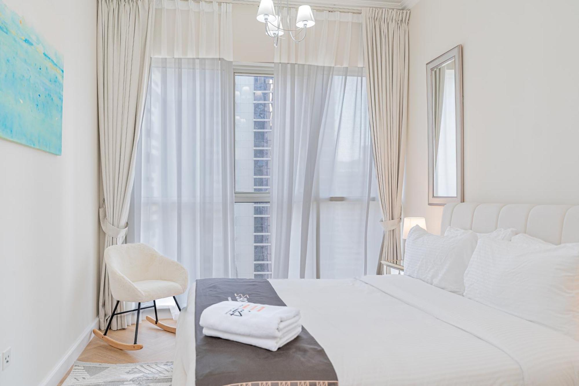 Appartement Escape 24 - Luxury Dunya Tower Downtown Near Mall Dubaï