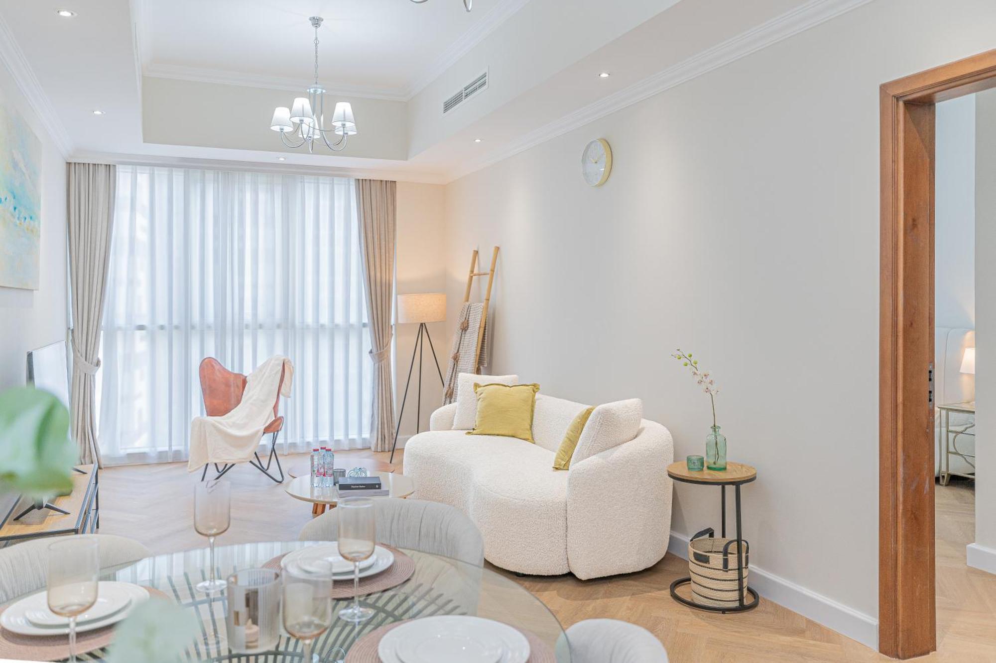 Escape 24 - Luxury Dunya Tower Downtown Near Mall Dubaï