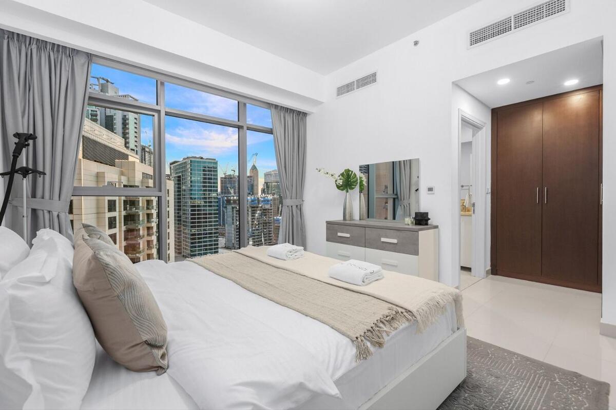 First Class 1br Panoramic View Appartamento Dubai