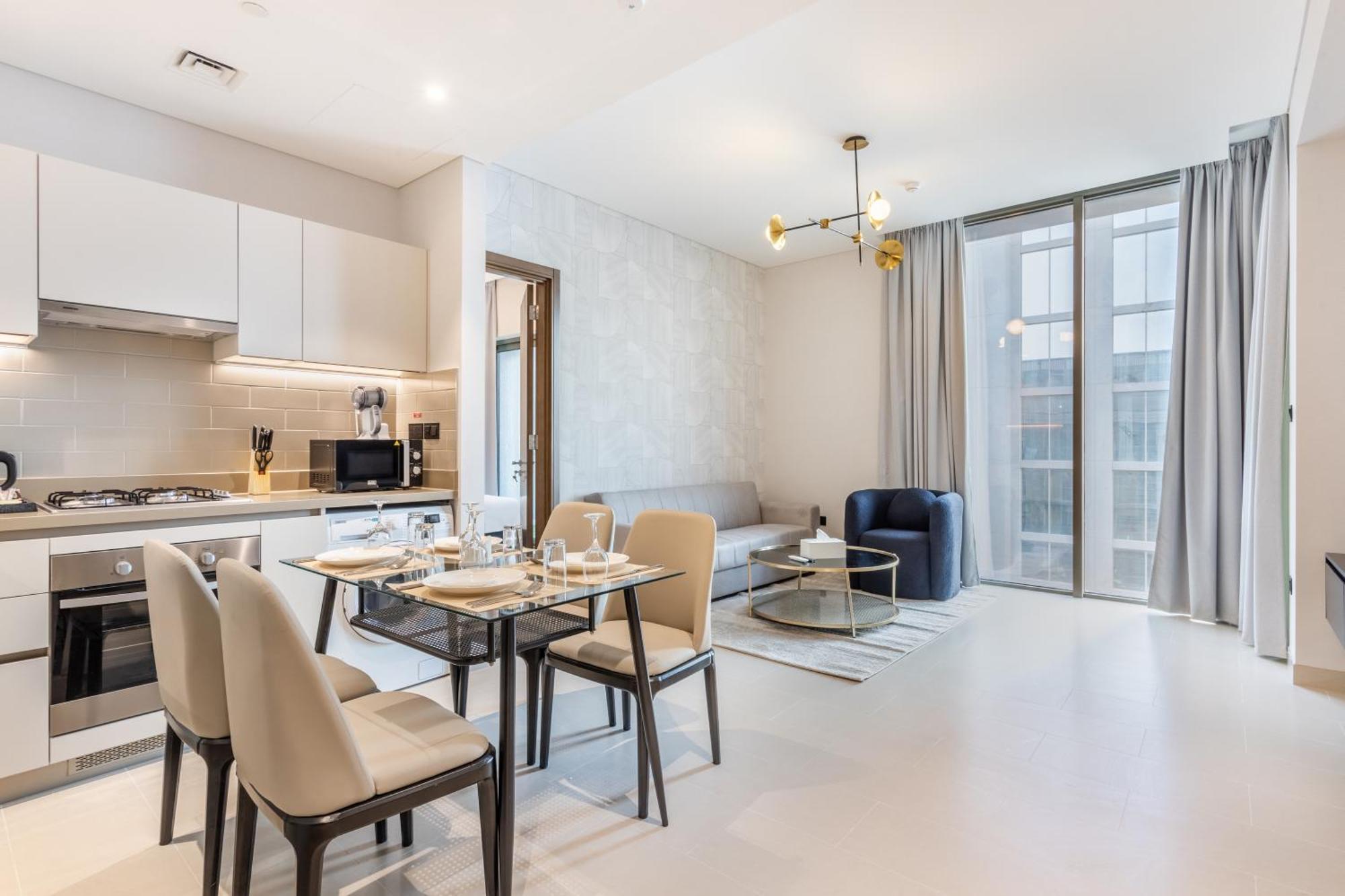 Stay By Latinem Luxury 2Br Holiday Home Cva 2814 Near Burj Khalifa Apartment