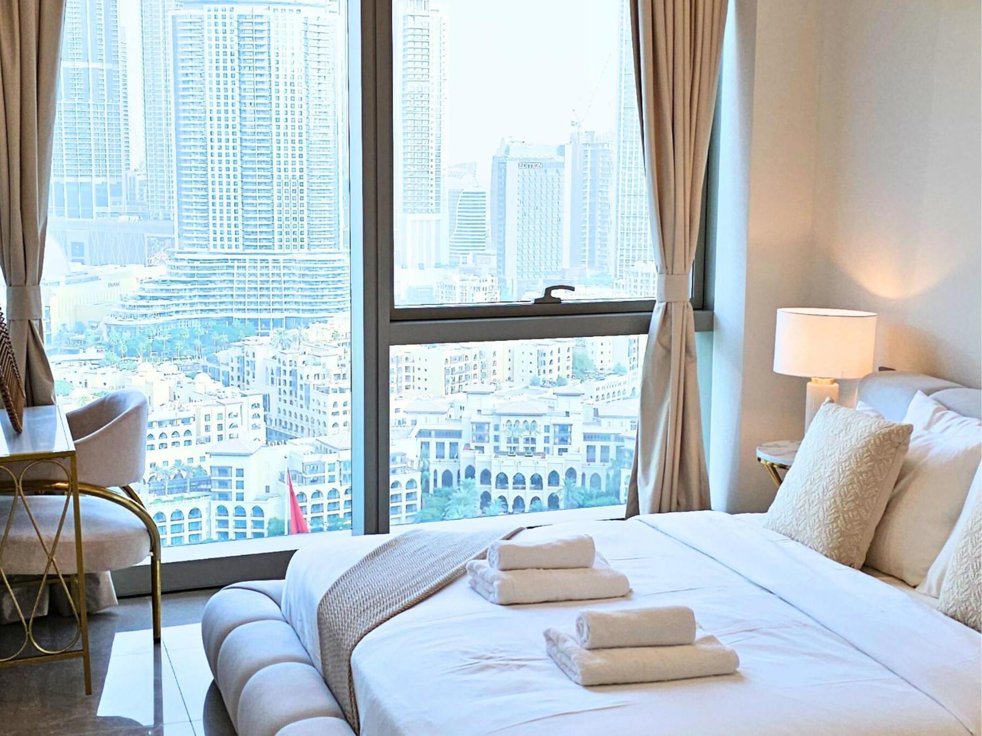 Grande Signature By Emaar - New Luxury 2br W Panoramic Burj Khalifa & Fountain Show Views