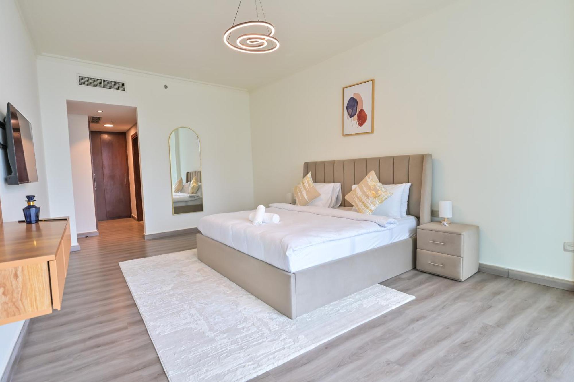 Burj Vista 2br Luxurious Wdirect Access To Mall Apartment Dubai