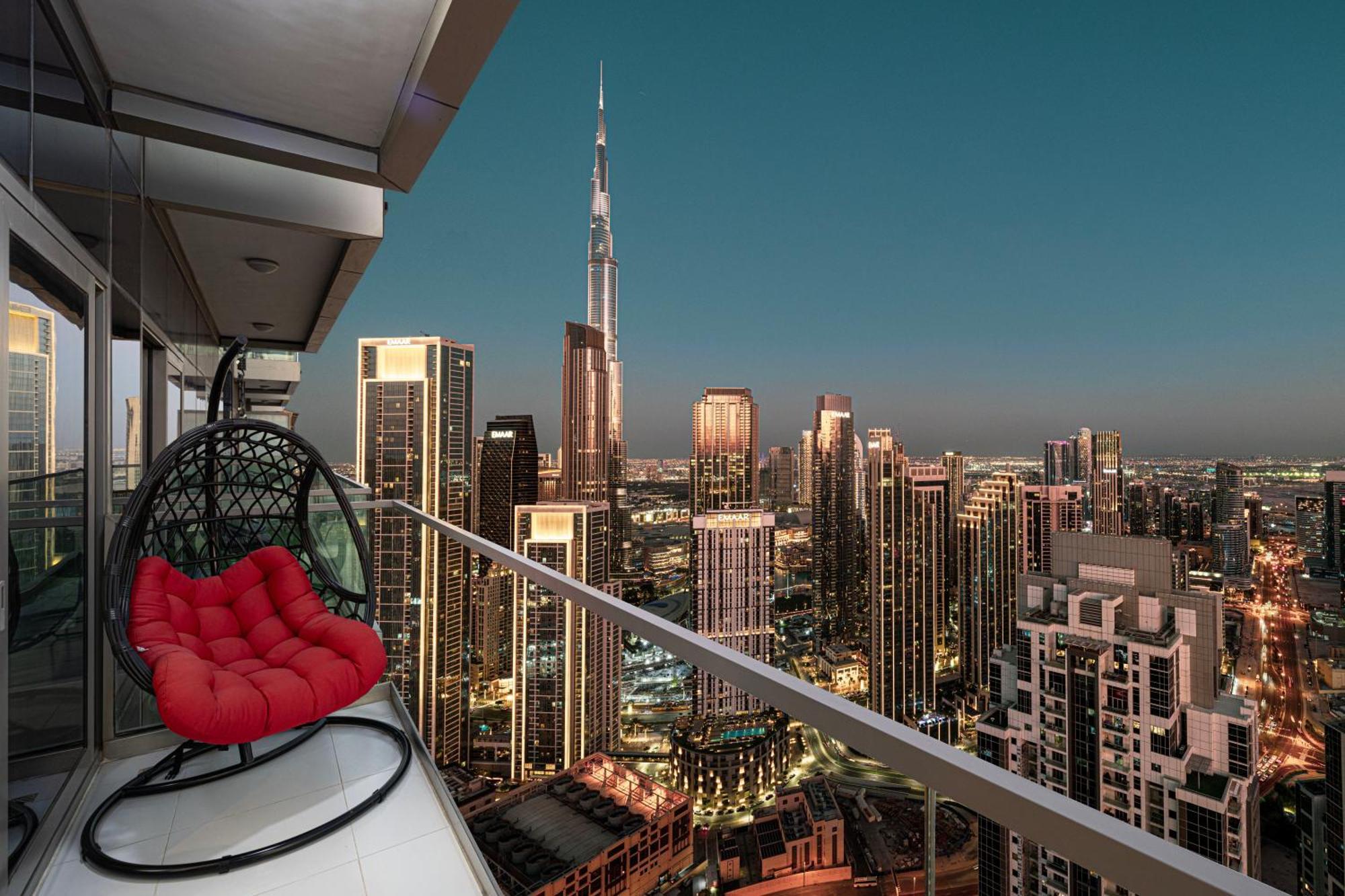 Apartment Panoramic Burj Khalifa And Sea View, Infinity Pool, Luxury 2br *
