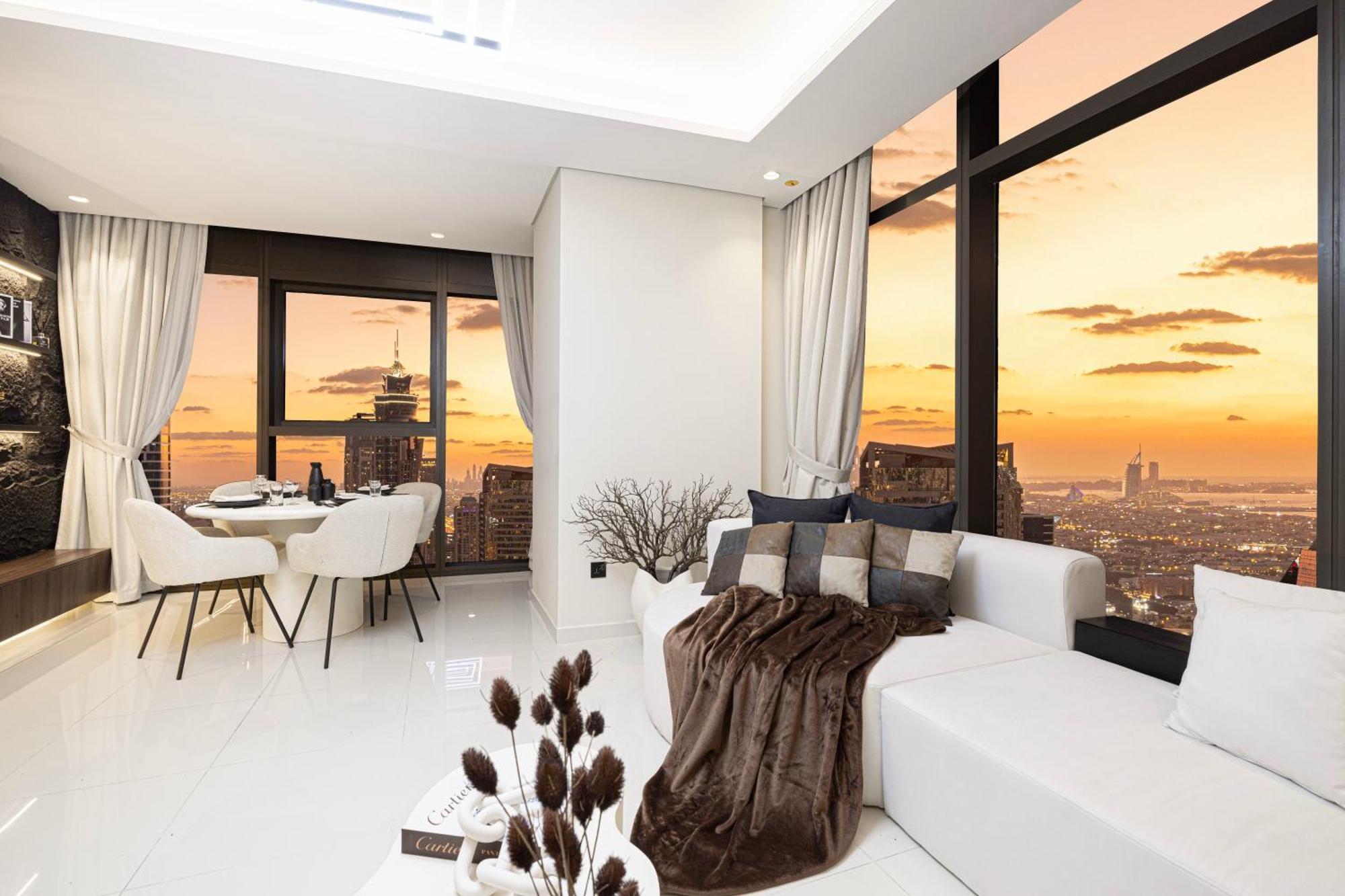Panoramic Burj Khalifa And Sea View, Infinity Pool, Luxury 2br Apartment *