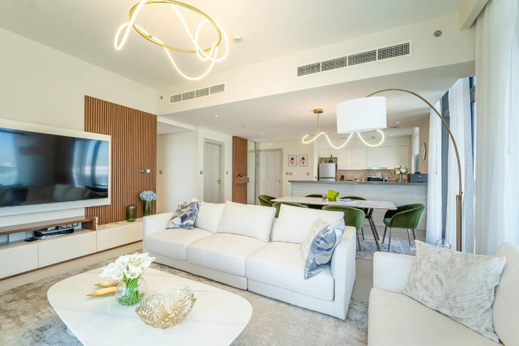 Apartment New Exceptional Lagoon View - 2 Stylish Bedrooms *