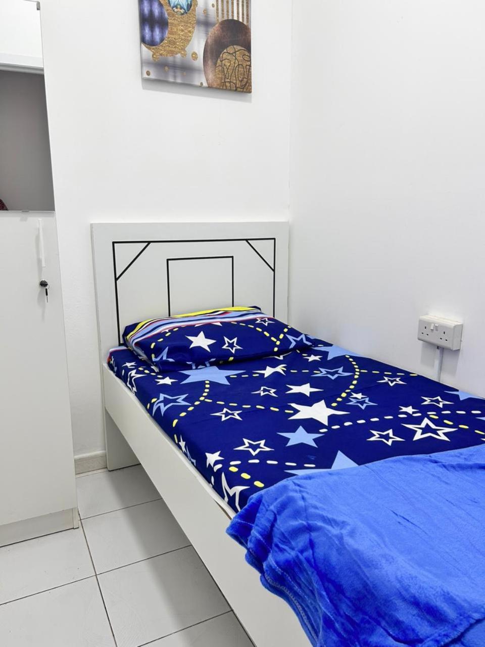 Séjour chez l'habitant Decent Unisex Private In Rolla Street Bur