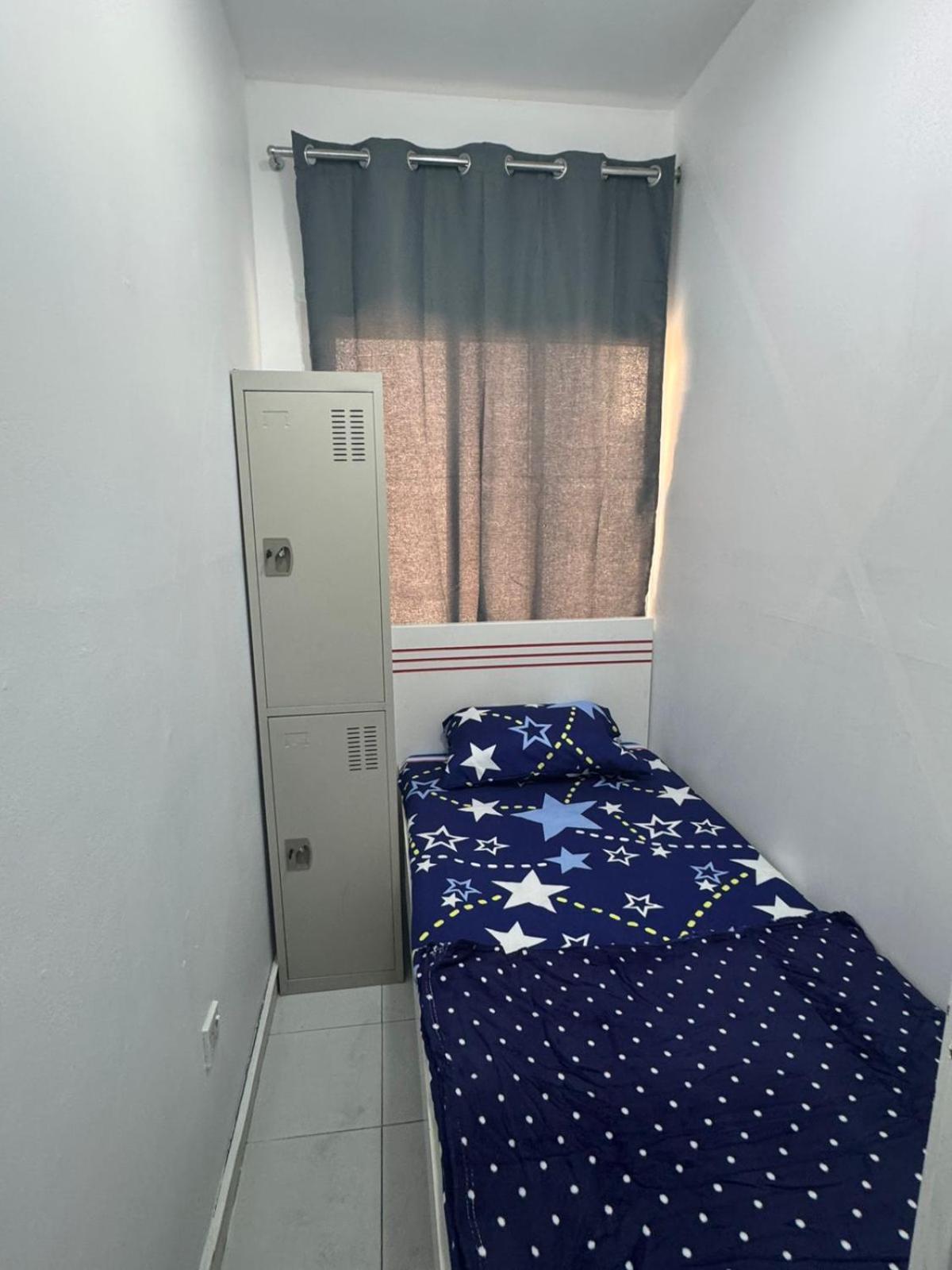 Decent Unisex Private In Rolla Street Bur * Dubaï