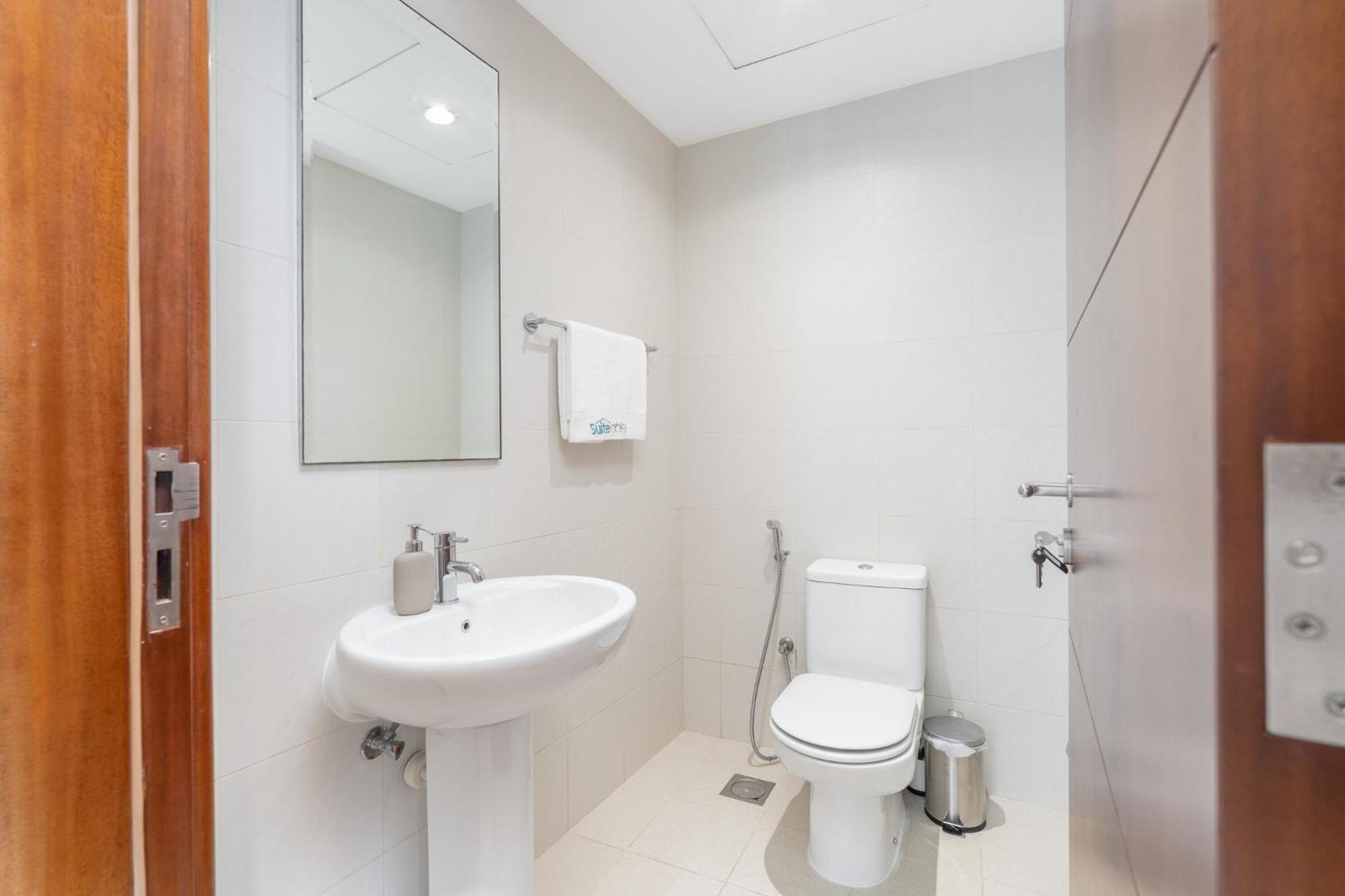 Sophisticated And Elegant 2br In Downntown Appartement *