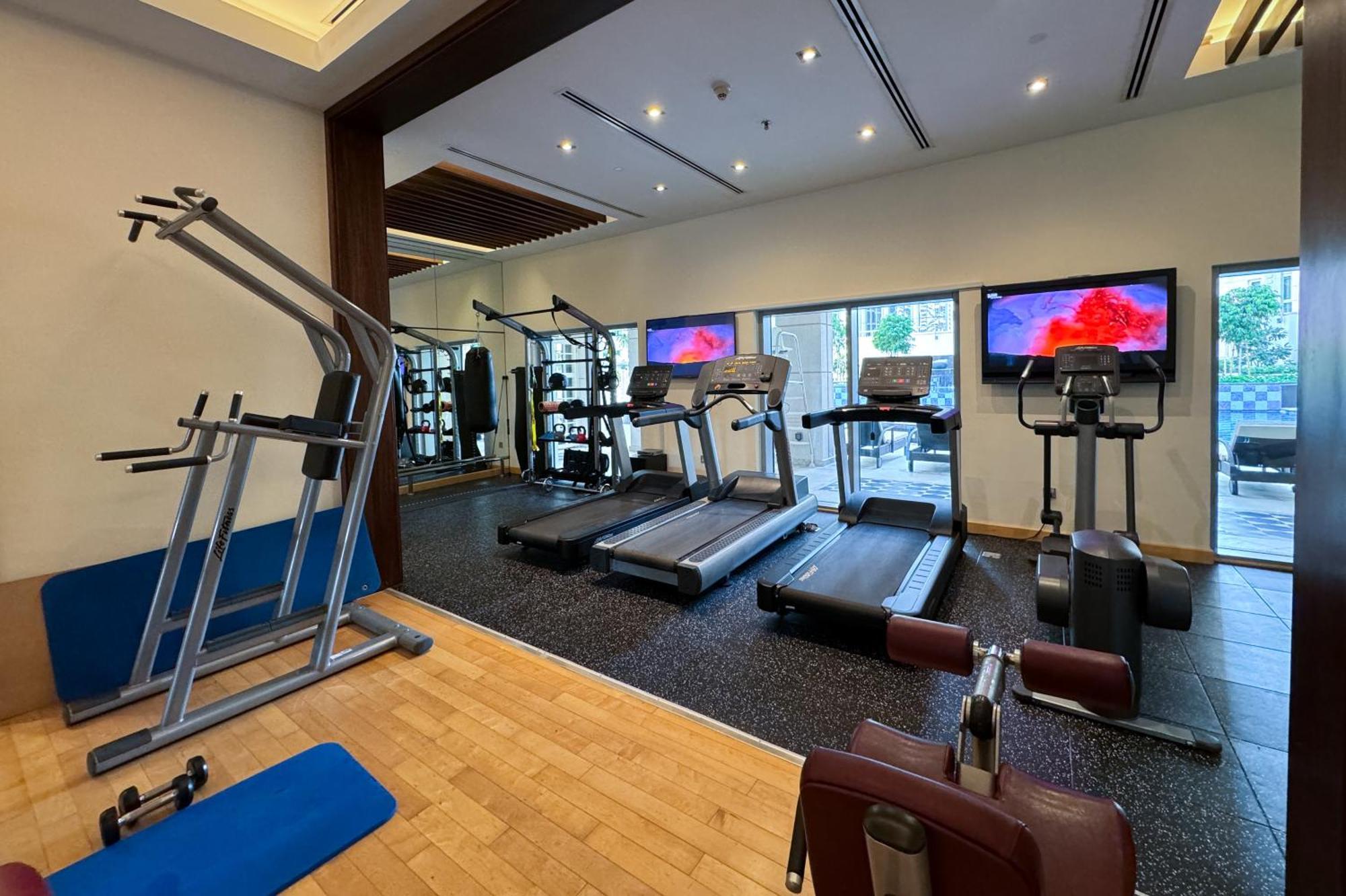 Sophisticated And Elegant 2br In Downntown