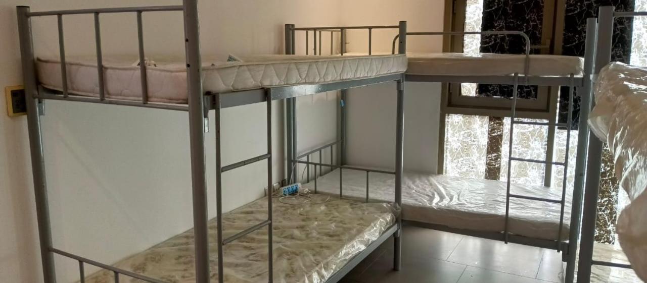 Appartement Affordable Male Bed Space In Deira Upper, Lower Bed