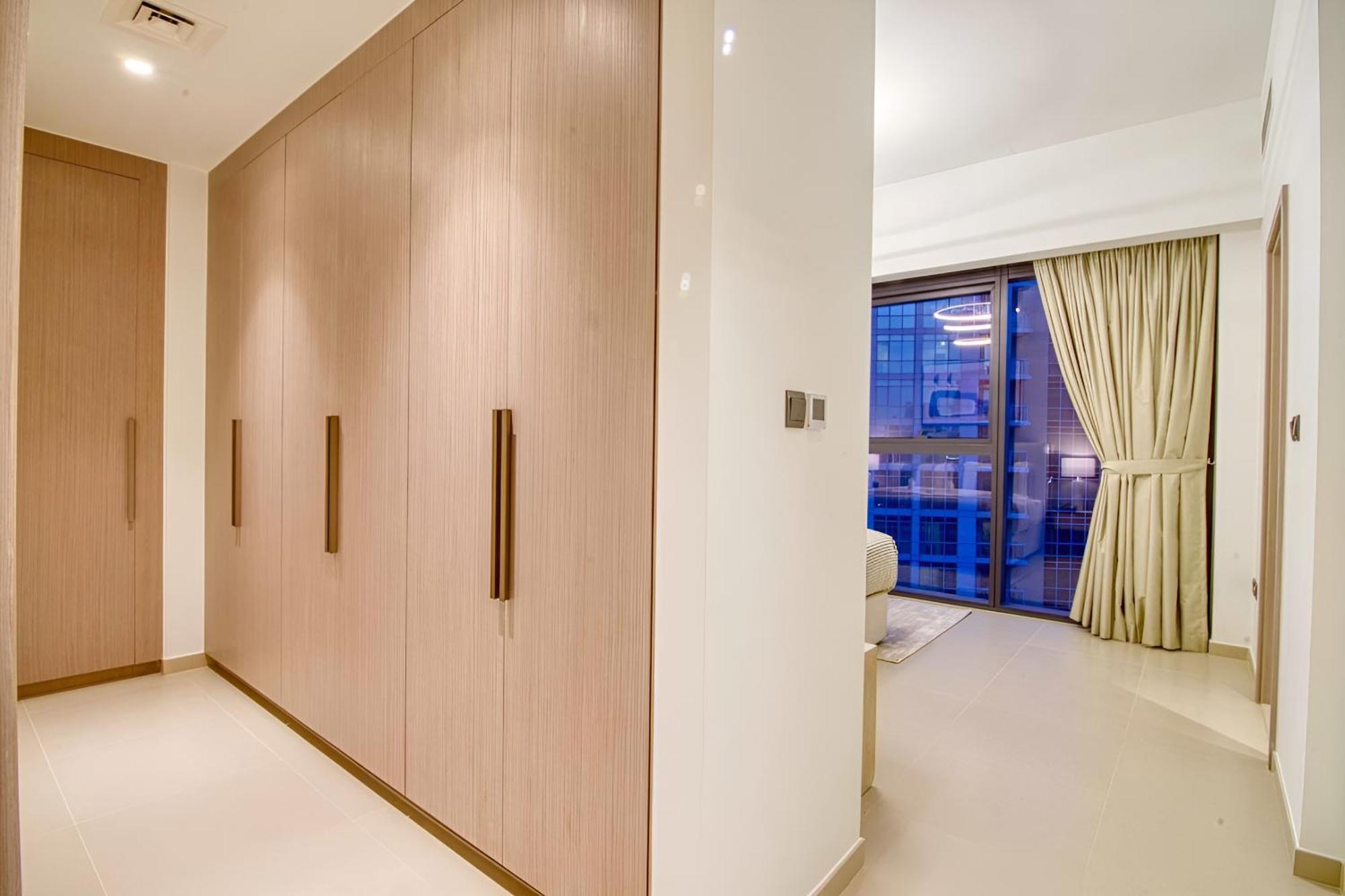 Appartement Expansive 7-bed Overlooking Burj & Fountains Dubaï