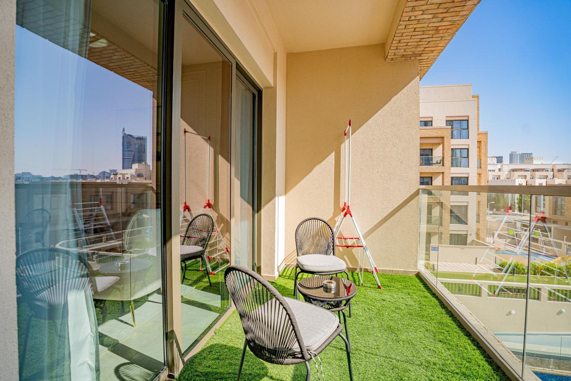 Escape 24 Luxury 1br Eleganz By Danube Jvc Appartement *