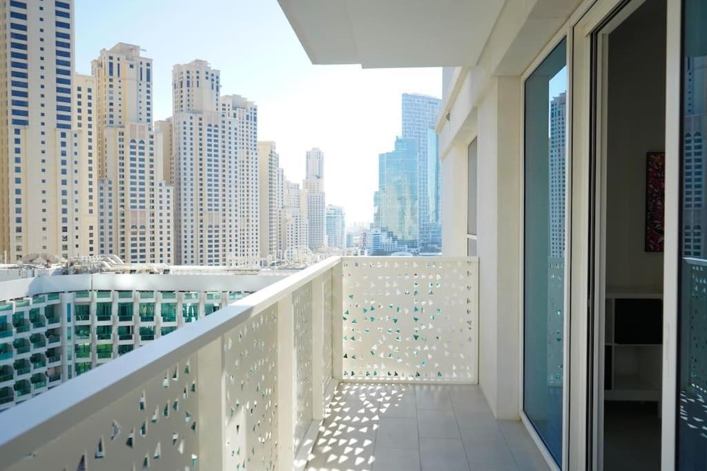 Aura Luxury - & Infinity Pool Apartamento