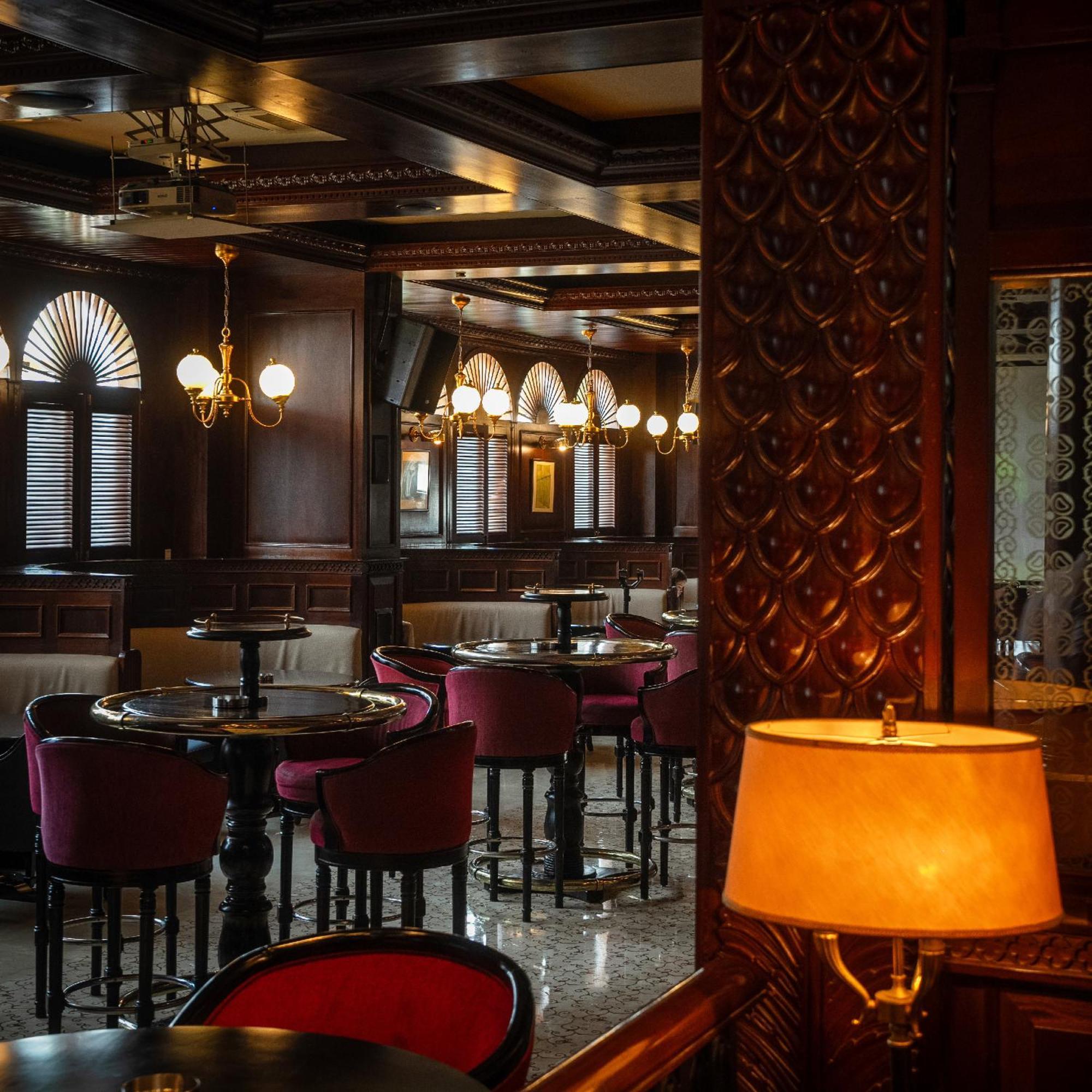 Media Rotana Hotell 5*