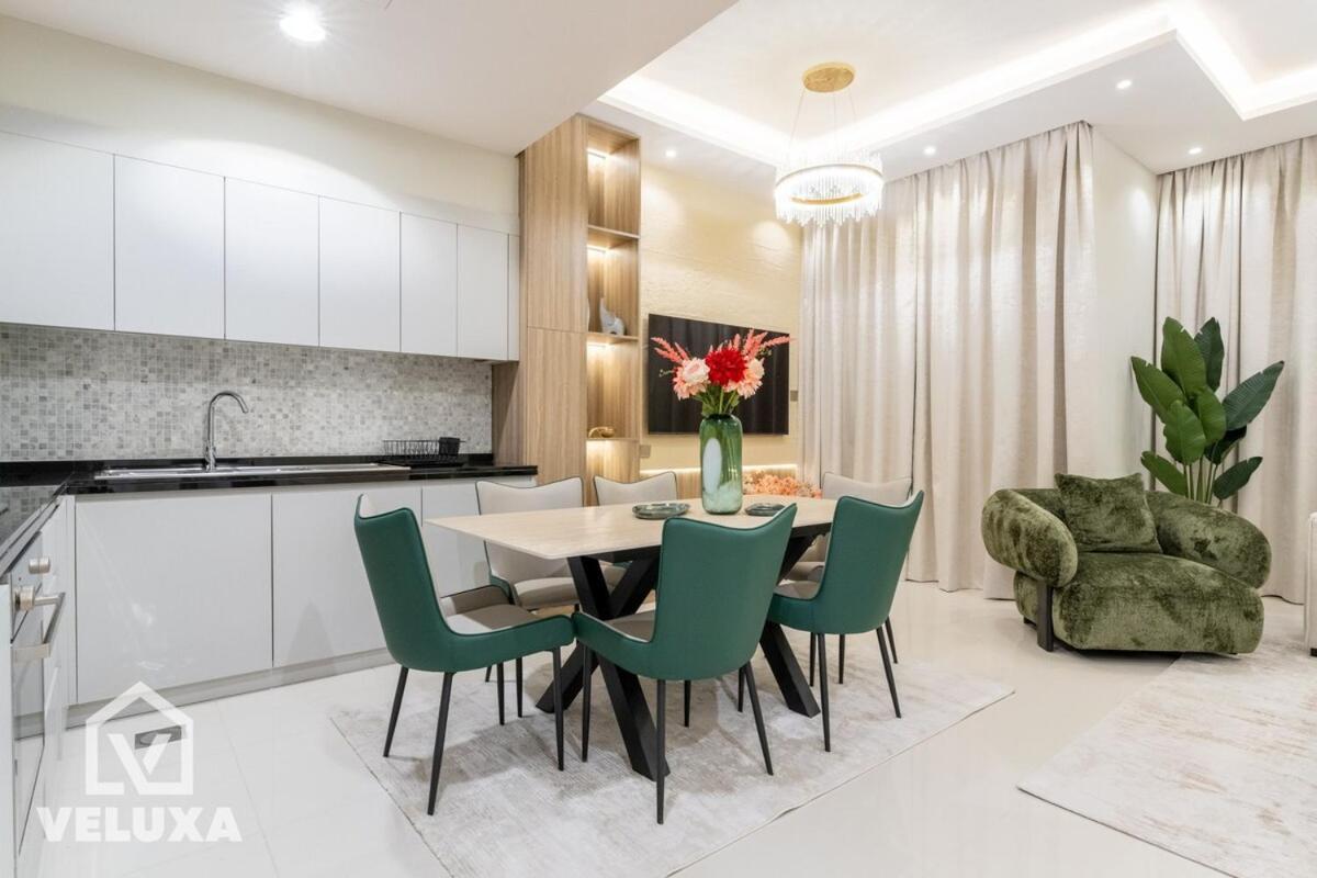 Veluxa-luxe 2bed 2 Min Walk To Mall * Dubai