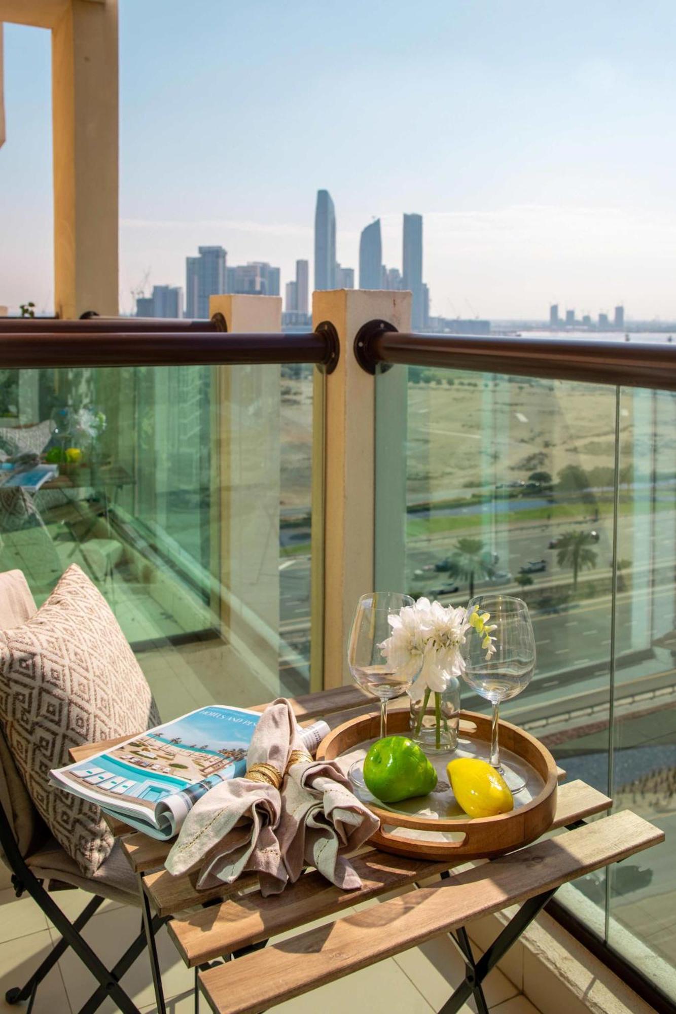Frank Porter - Riah Tower Apartamento