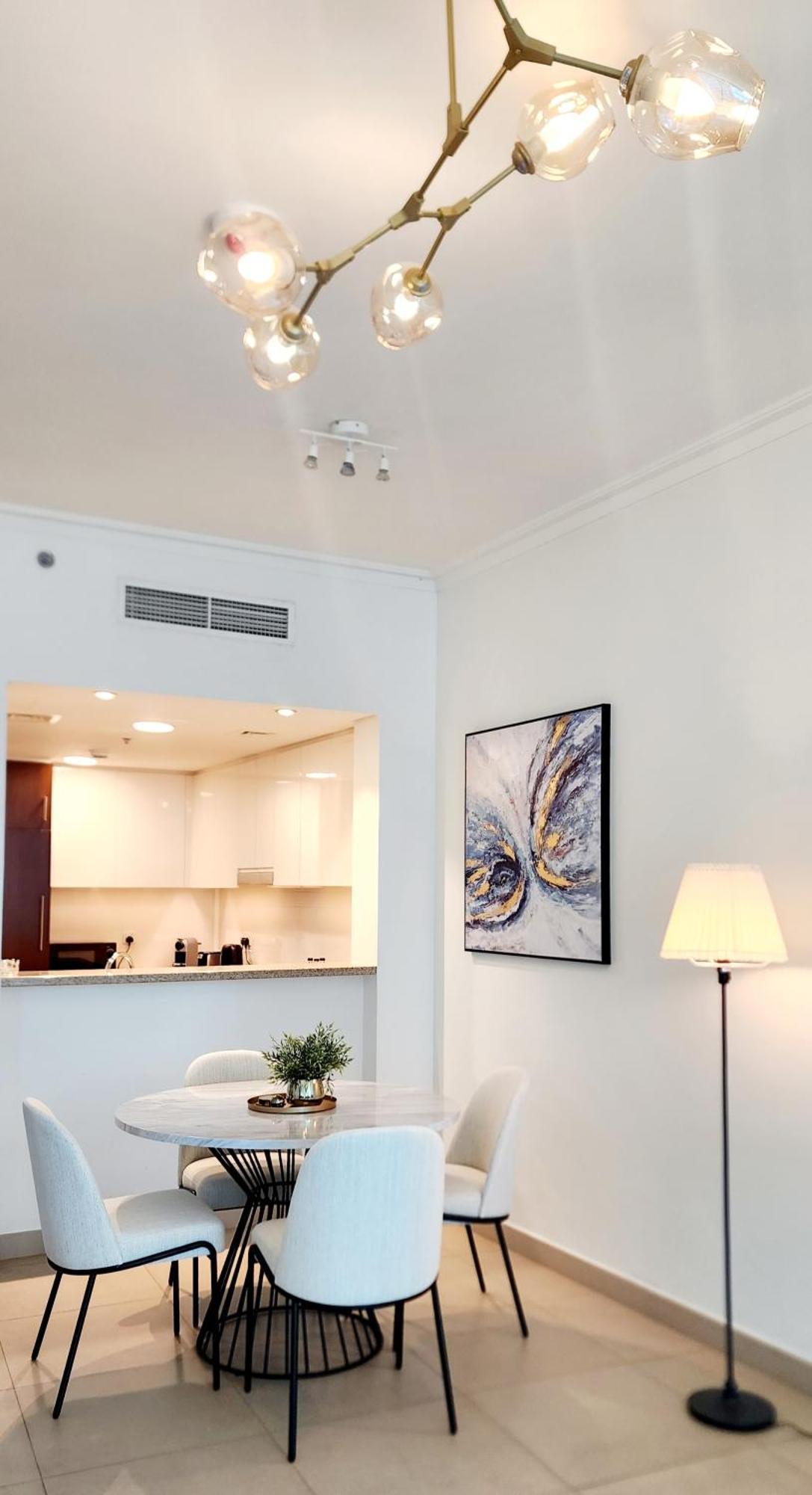 Perfect View W/ Direct Access To Mall & Metro Appartement *