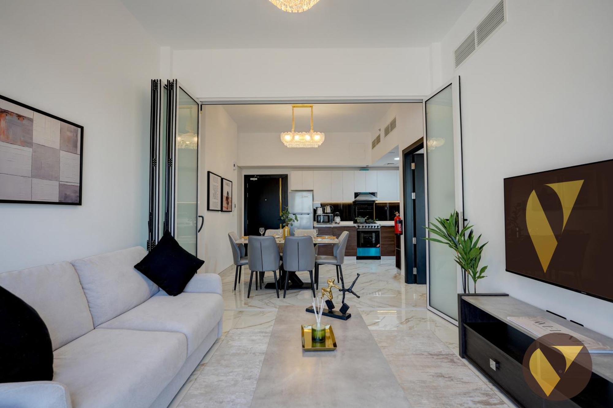 Vogue Elegance Olivz By Danube * Dubaï