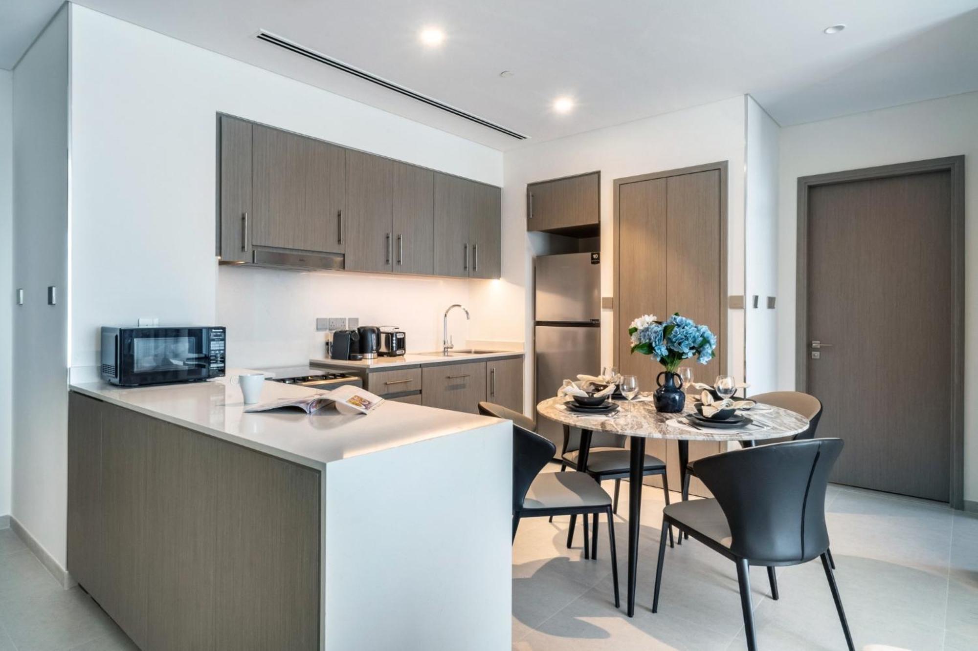 The Smart Concierge - Signature Grande Dubai