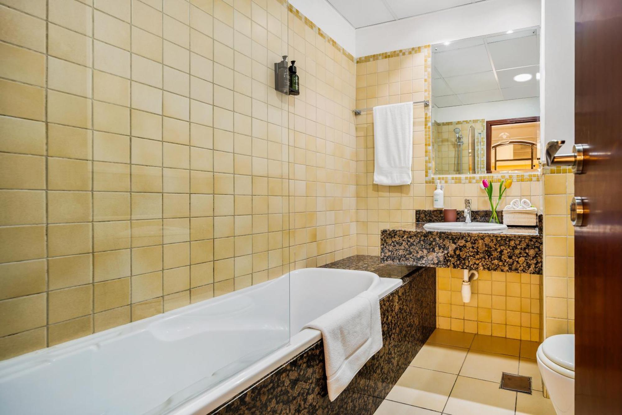 Cosy 4br On Jbr - Close To Shops & Dining, Perfect For Families & Groups - By Sunkissed Homes * Dubái