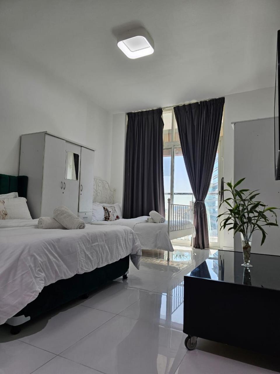 Silicon Oasis Staycation Apartment