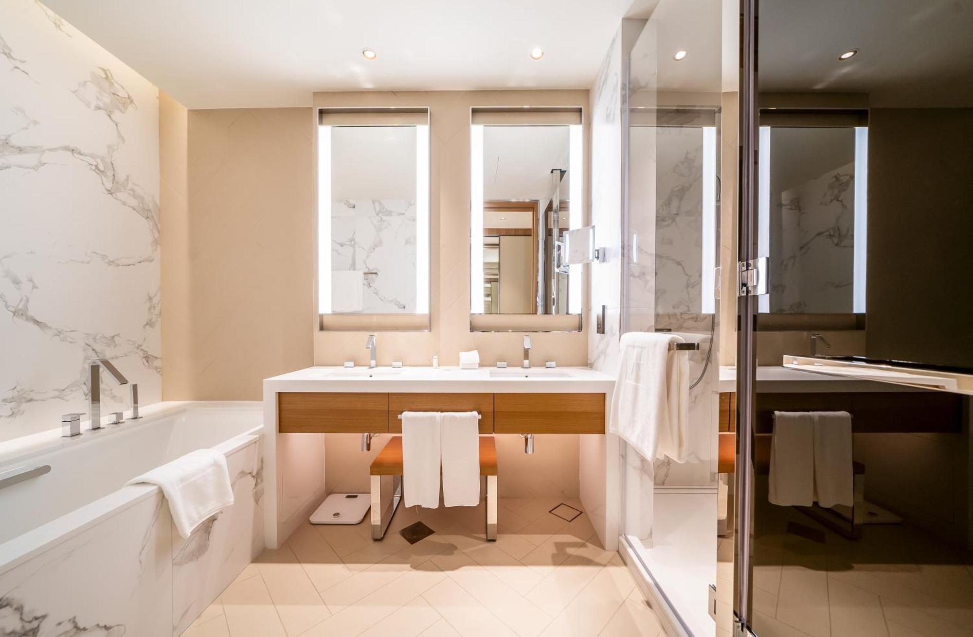 Newarabian 3 Bedroom Address Opera Downtown