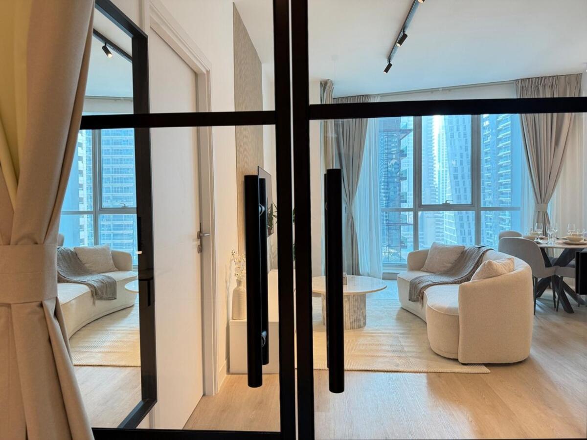 Cozy And Modern Two Bedroom In Marina Apartamento Dubái