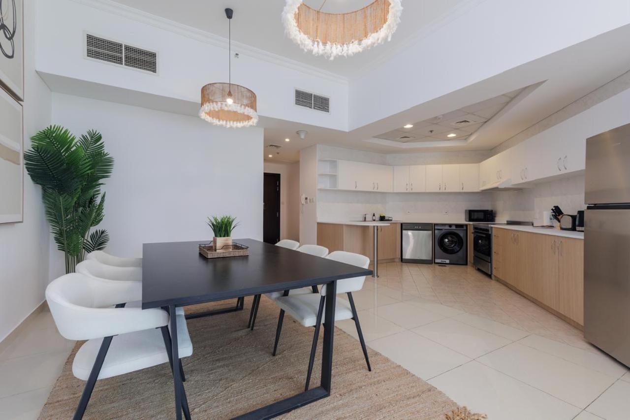 Apartment Waterfront Flat Stunning View Sleeps 6