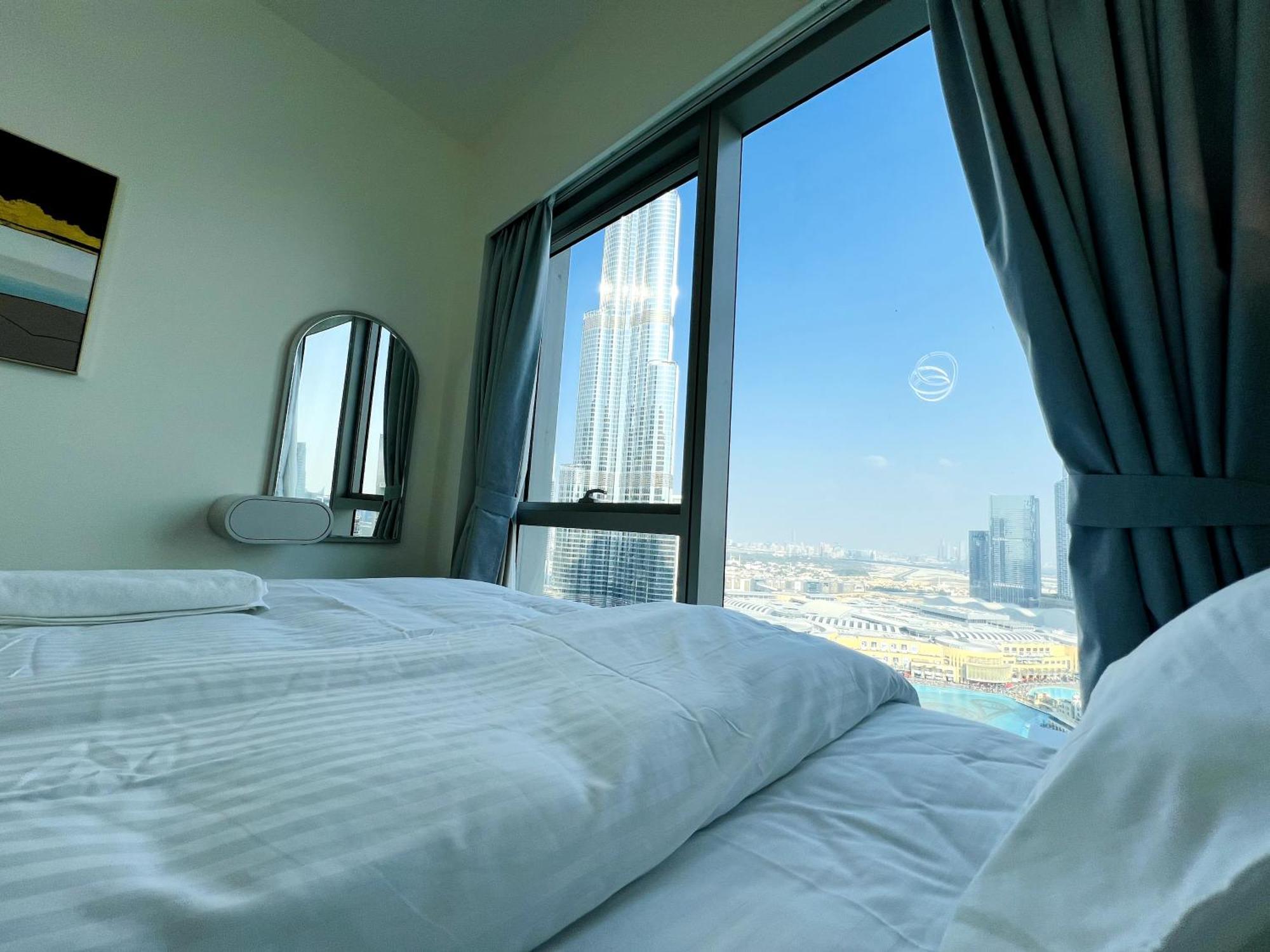 Lägenhet Luxury 2br Burj Khalifa & Fountain Views Dubai
