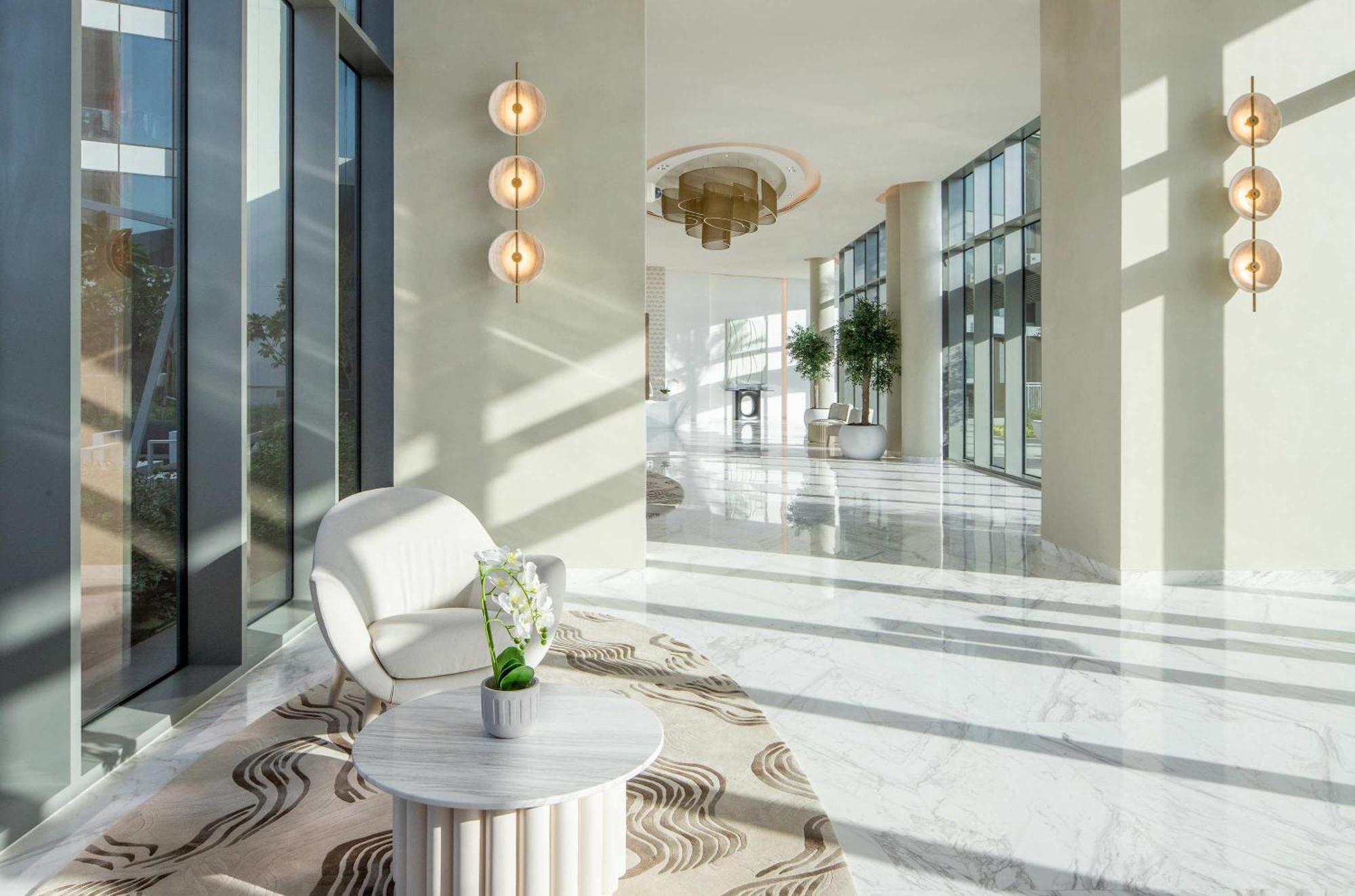 Silkhaus Elegant 1bdr Pad With Marina And Views New Building *